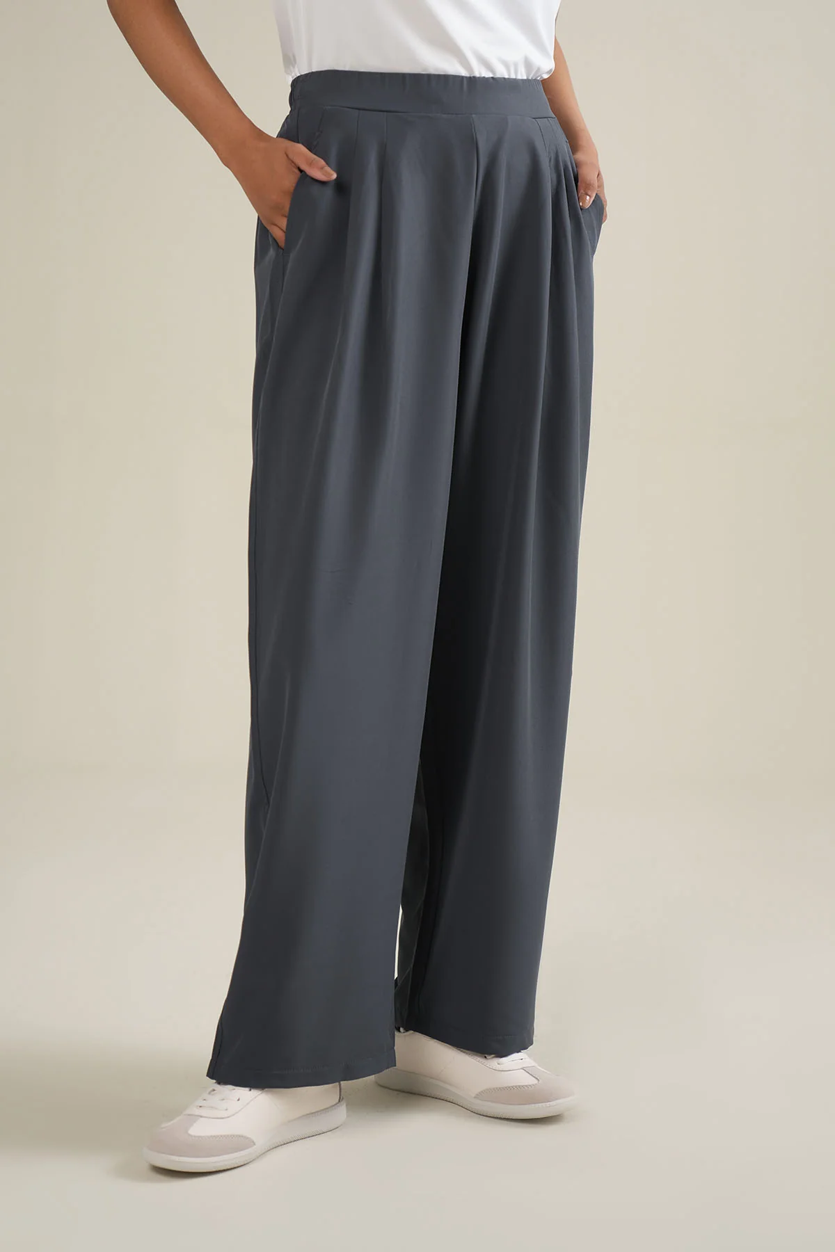 ACTIVE WIDE-LEG PANT