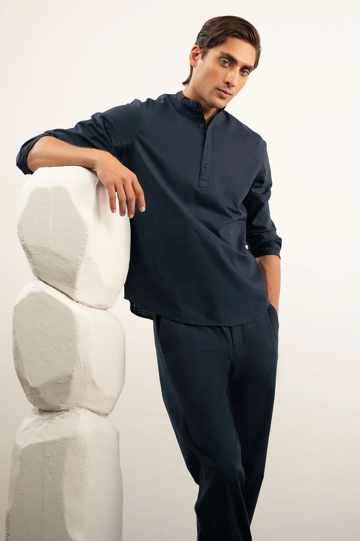 BAND COLLAR LINEN SHIRT - Image 5
