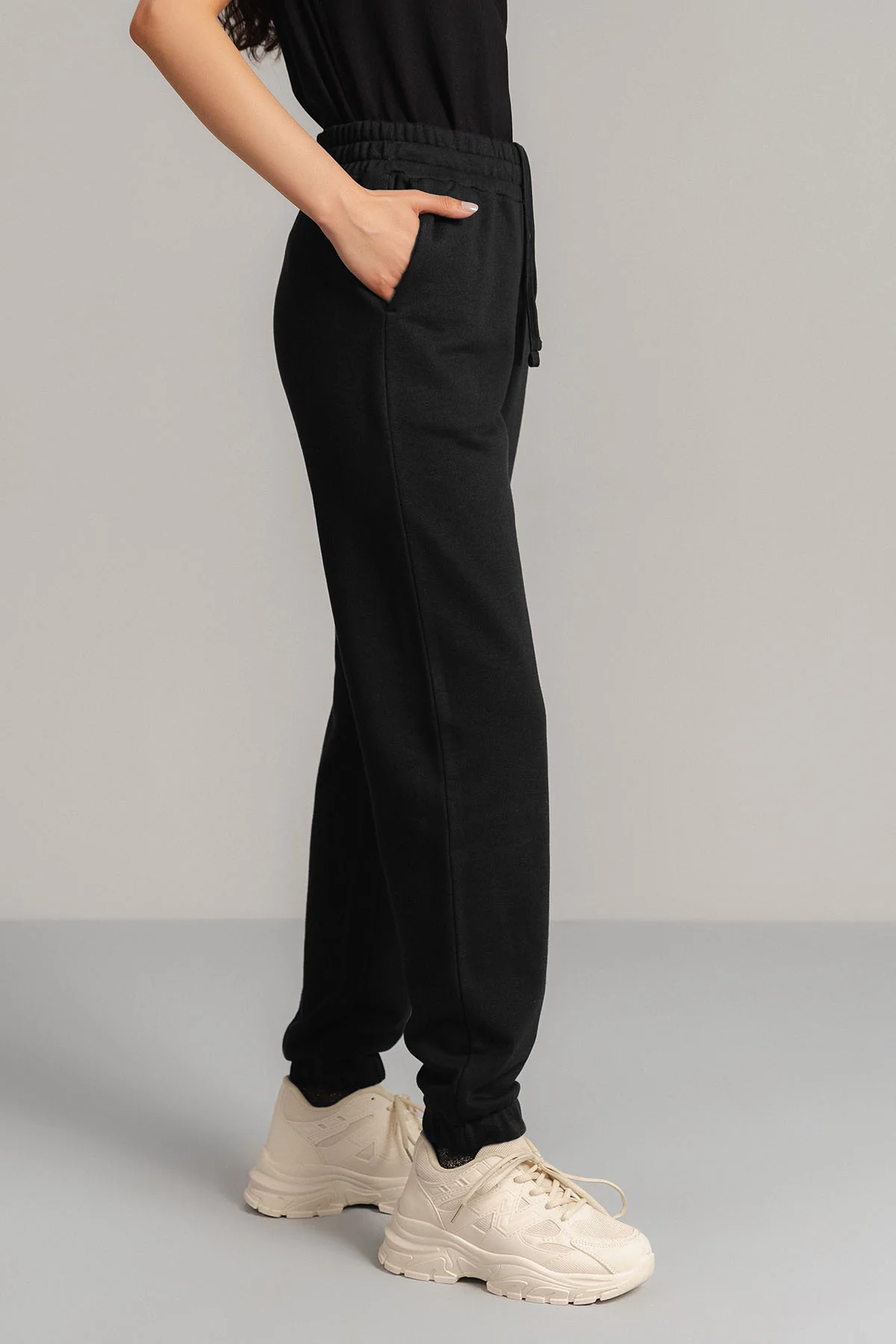 BASIC CROPPED JOGGERS-FRENCH TERRY - Image 3