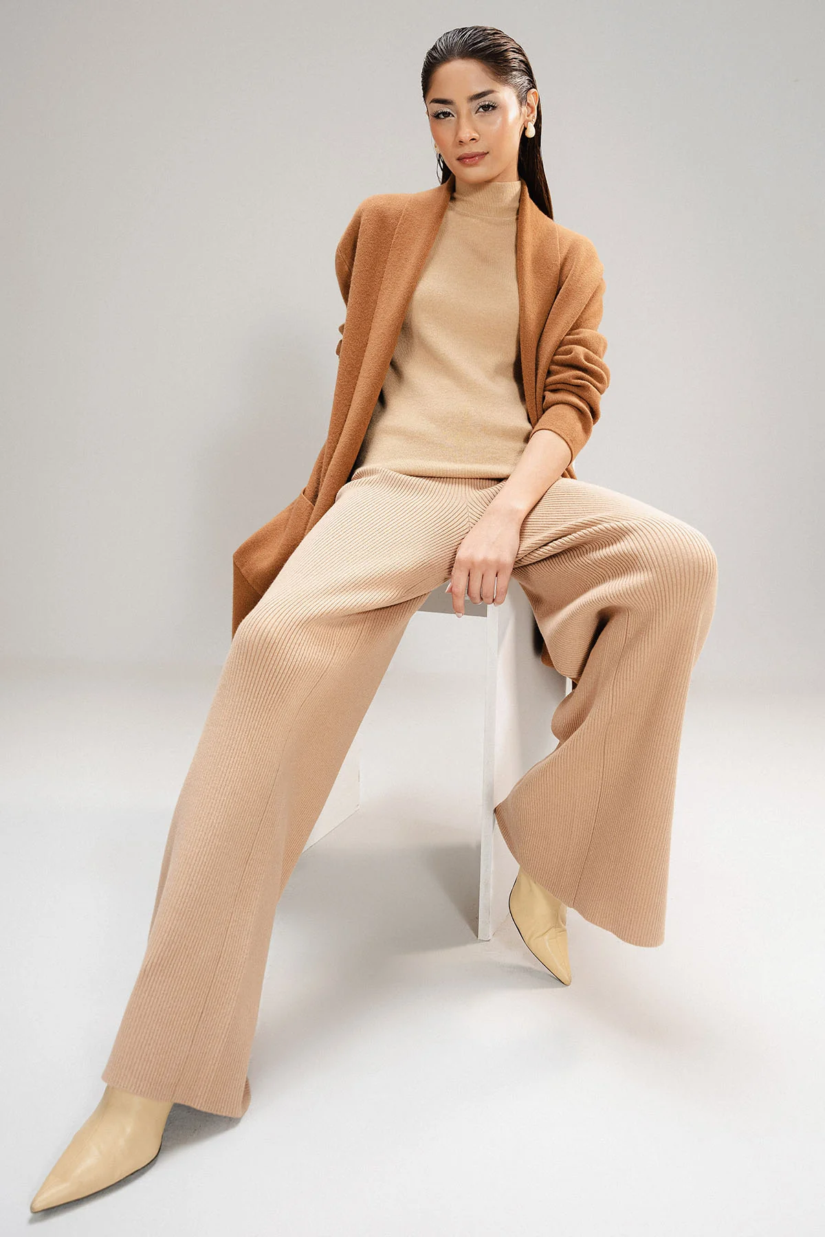 BEIGE WIDE PANTS - KNIT WEAR - Image 5