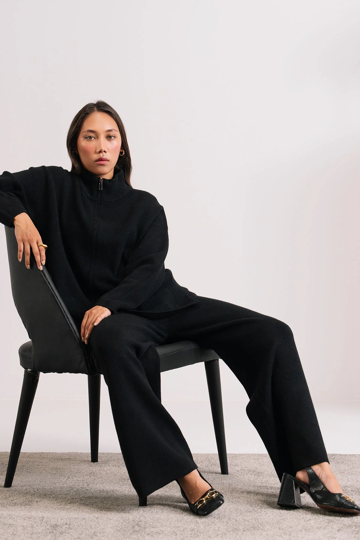 BLACK ZIP CO-ORD SET - KNIT WEAR - Image 4