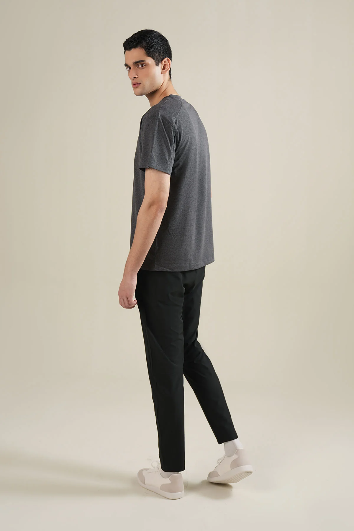 MEN BUILT TO MOVE TEE - Image 6