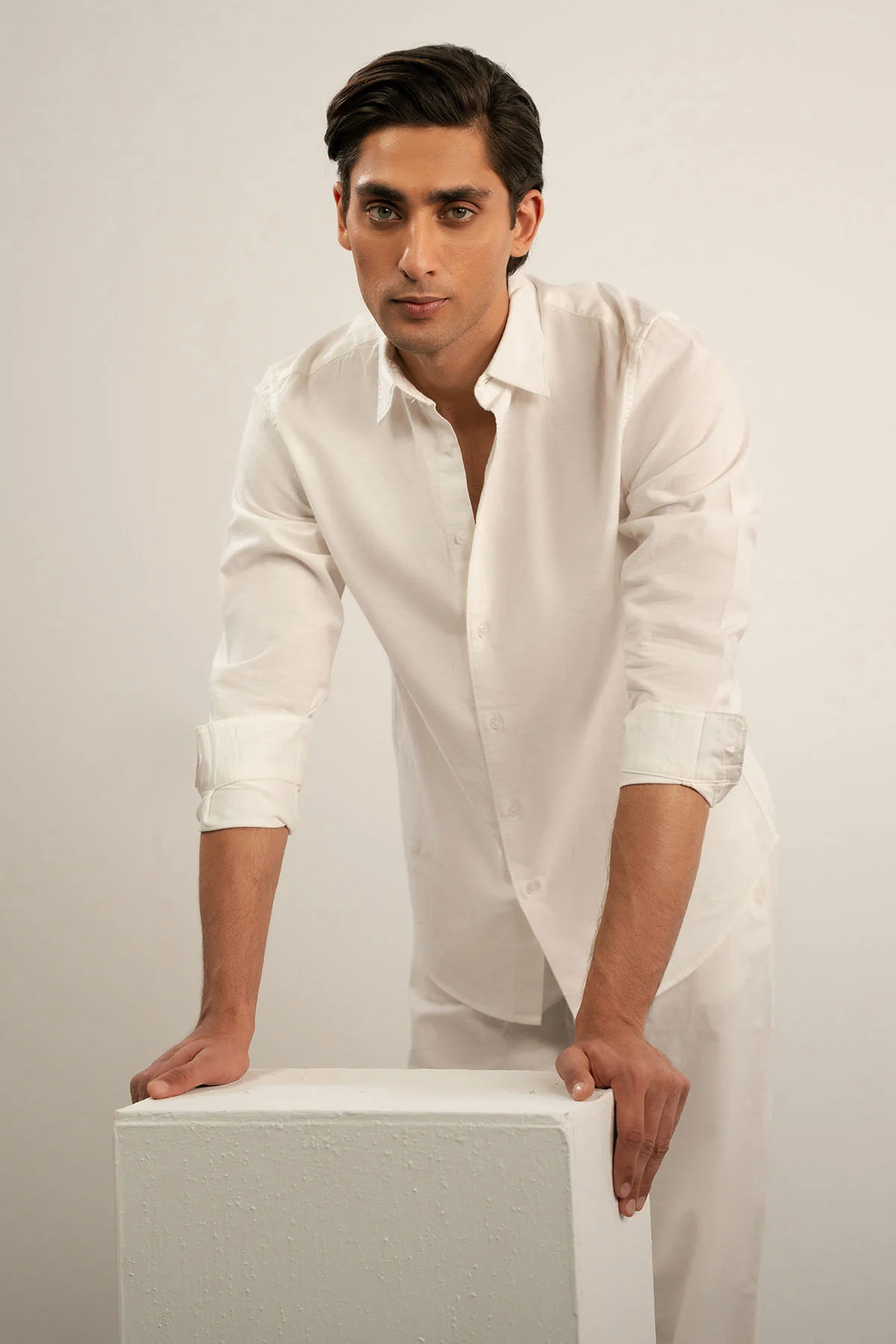 CLASSIC LINEN SHIRT - Image 6