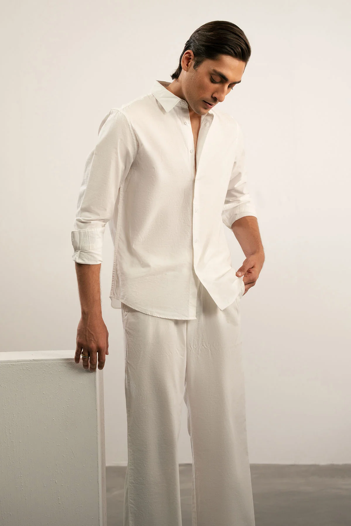 CLASSIC LINEN SHIRT - Image 7