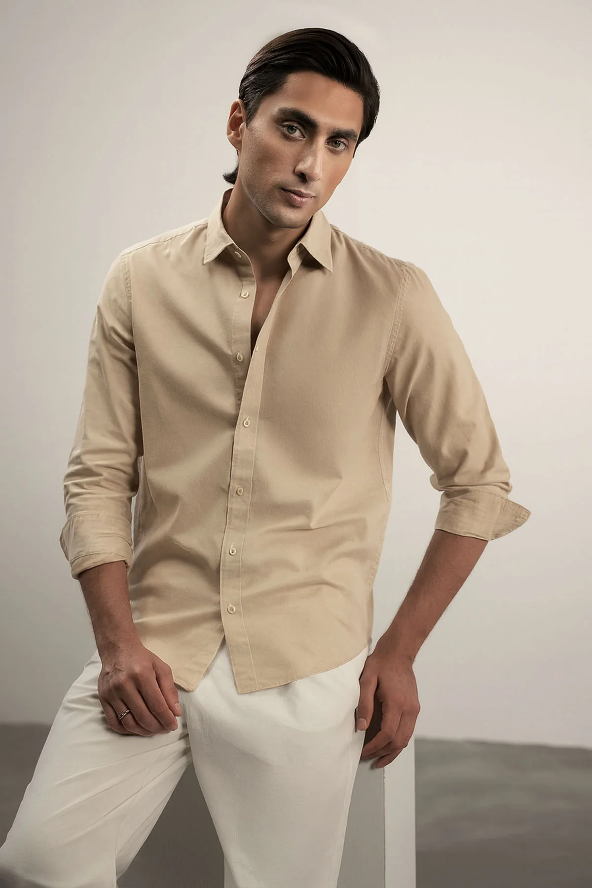 CLASSIC LINEN SHIRT - Image 2