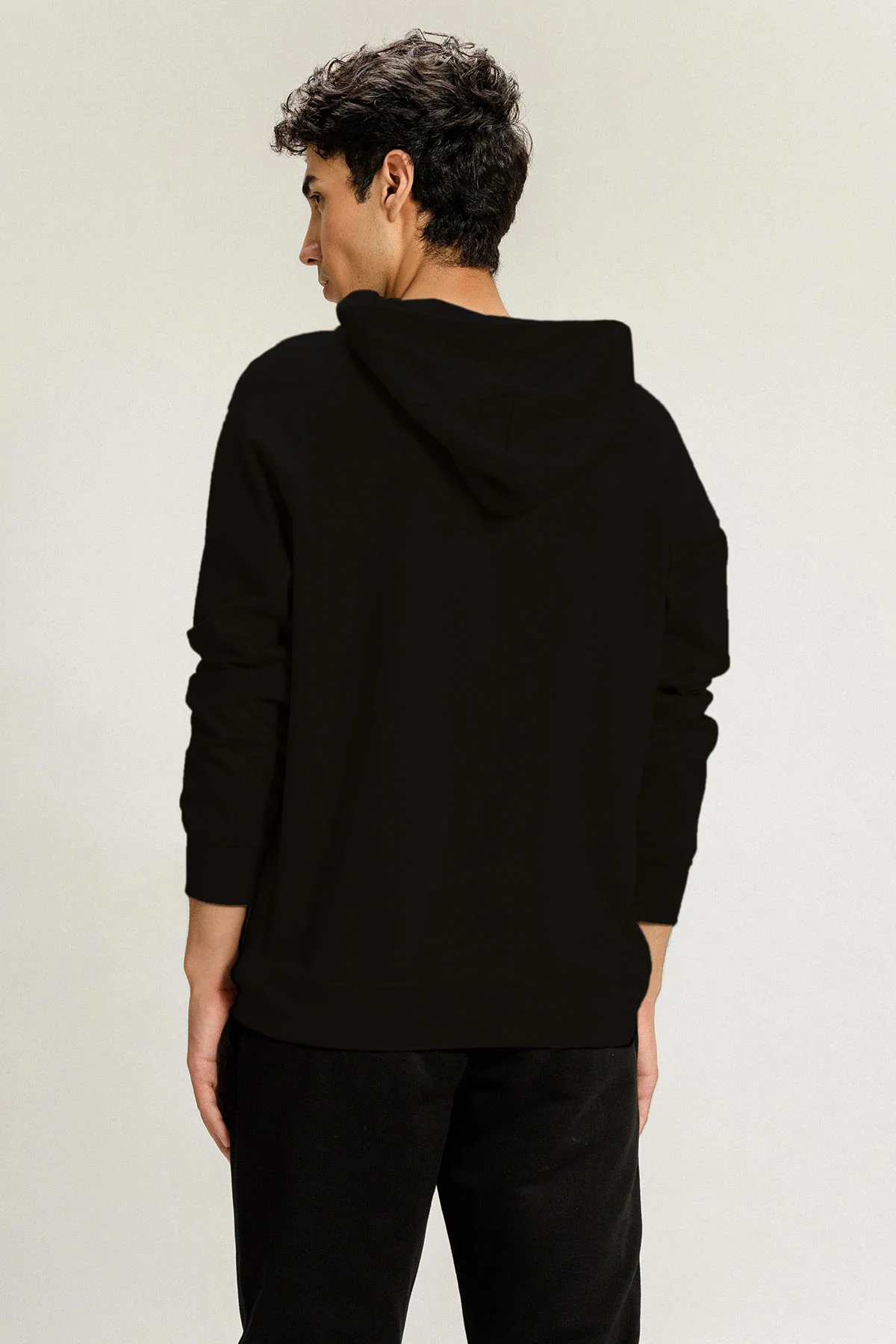 CLASSIC PULLOVER HOODIE - Image 3