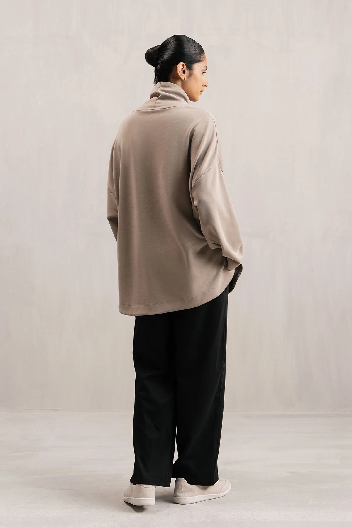 COWL NECK SHIRT CLOUDLUX LIGHT - Image 3