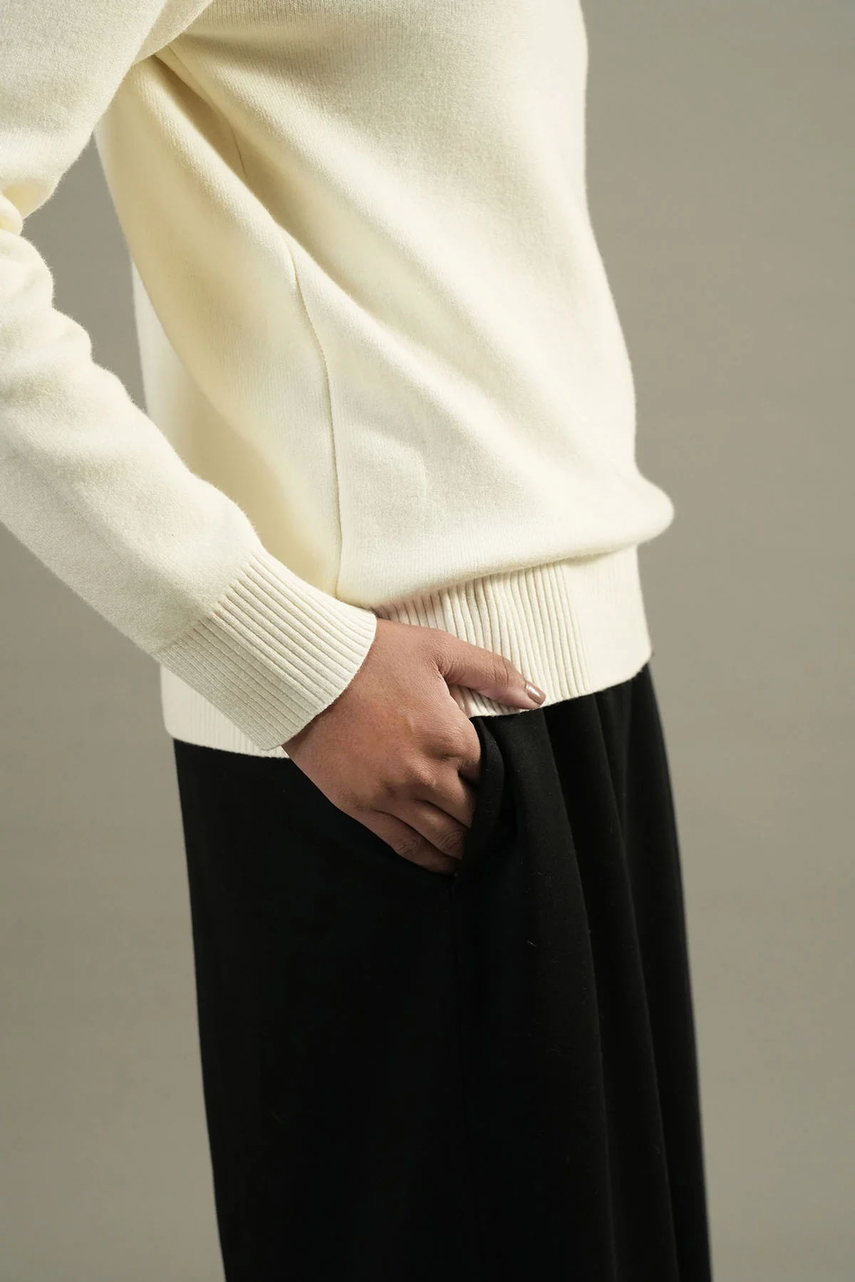 CREW NECK SWEATER - Image 3