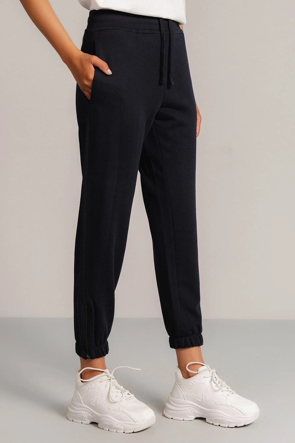 CROPPED WORKOUT PANTS-FRENCH TERRY - Image 6