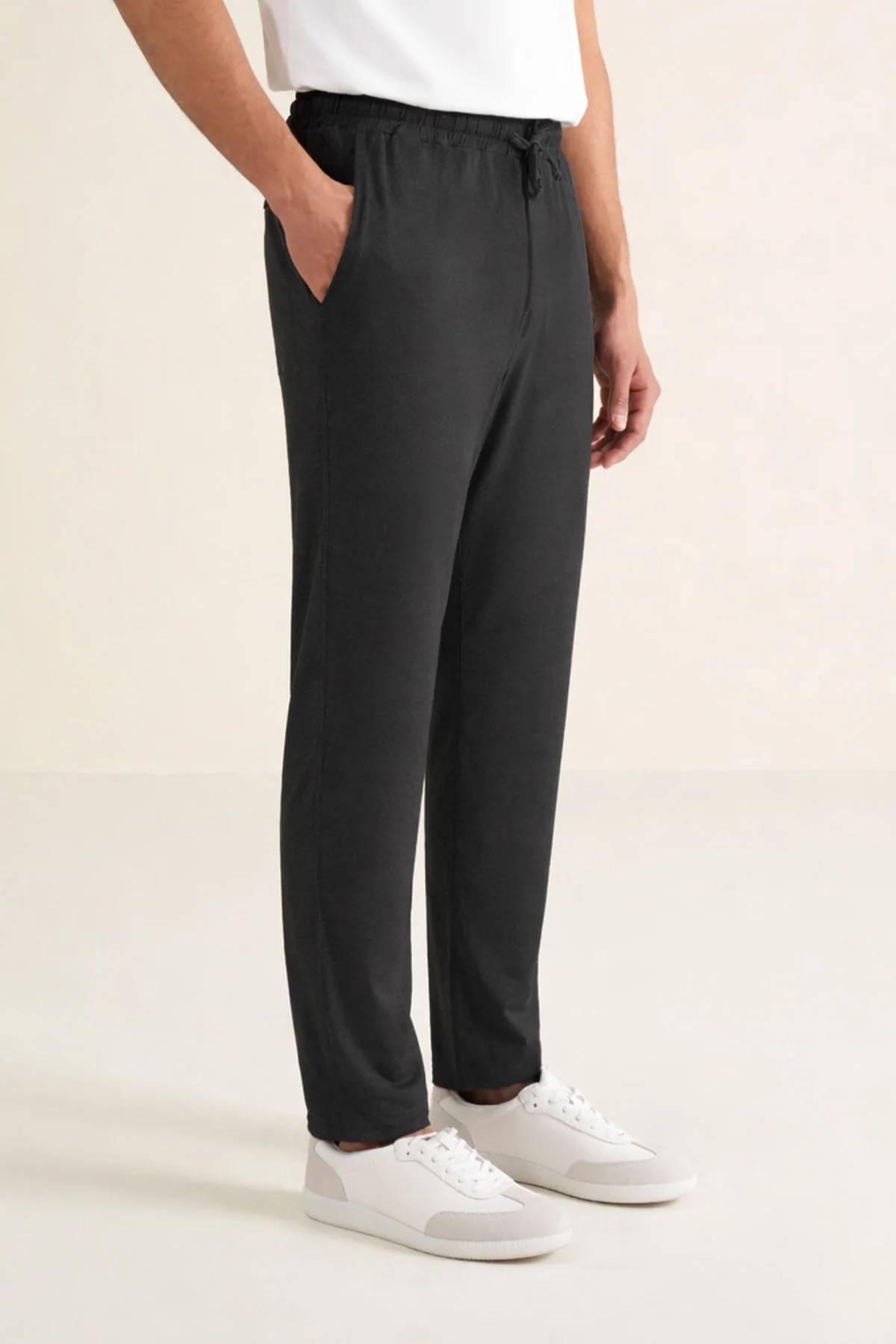 MEN EASY FLOW SWEATPANTS