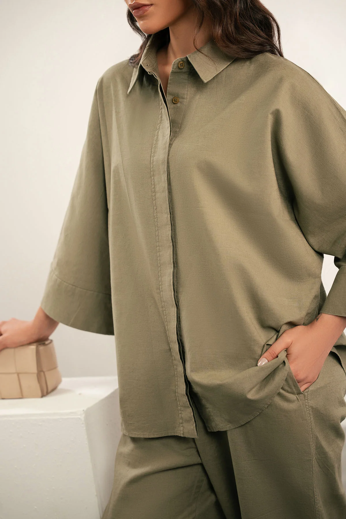 EASY LINEN SHIRT - Image 4