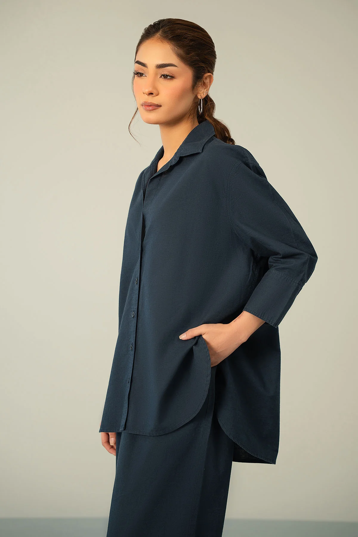EASY LINEN SHIRT - Image 4