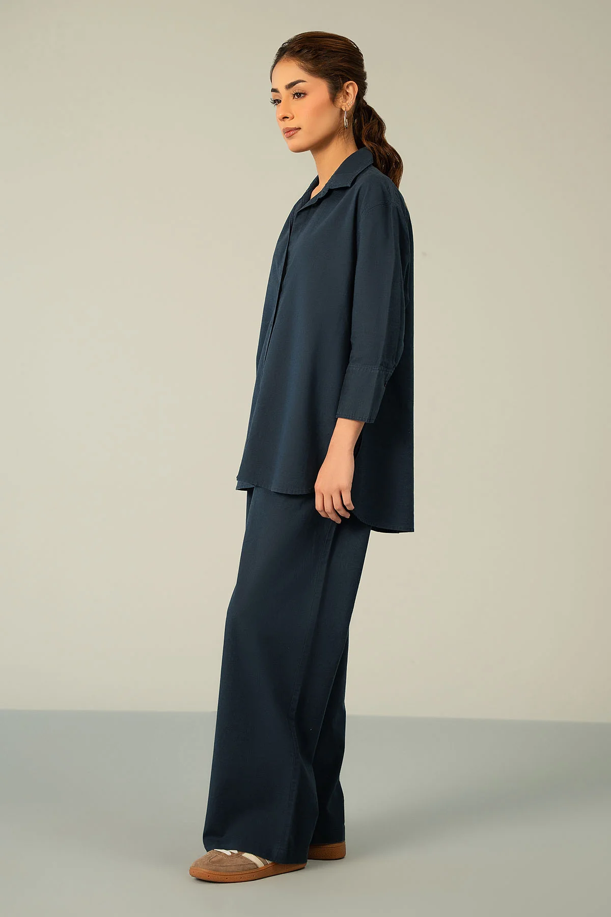 EASY LINEN SHIRT - Image 9