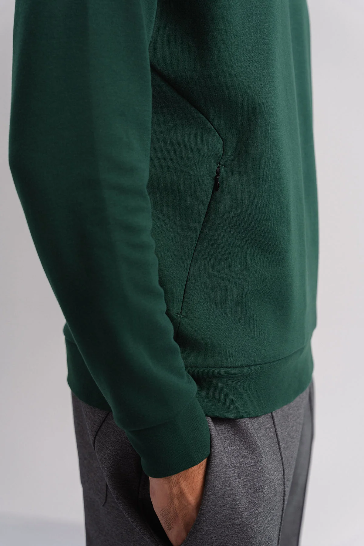 EVERY DAY SWEAT - Image 5