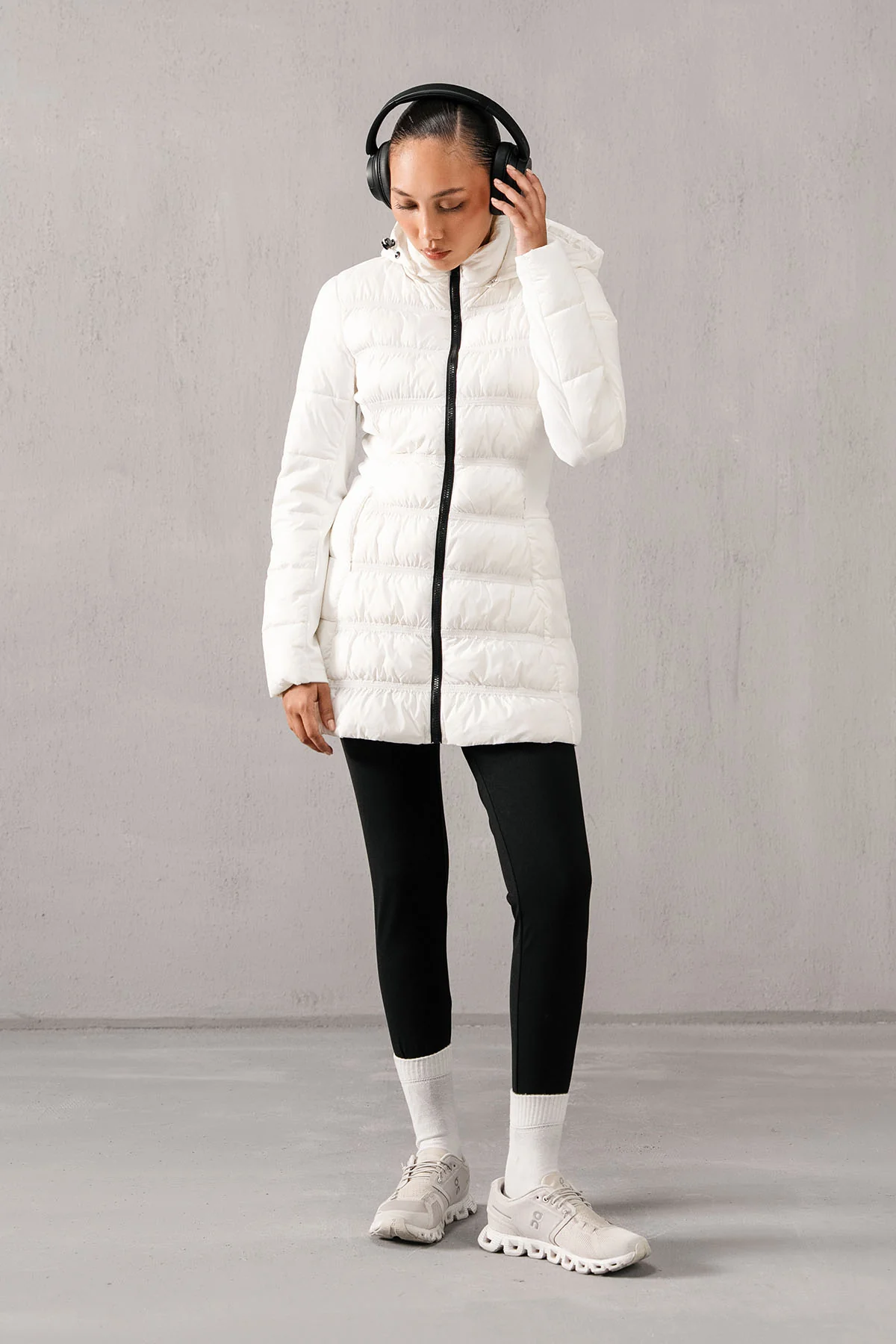 HOODED DOWN JACKET