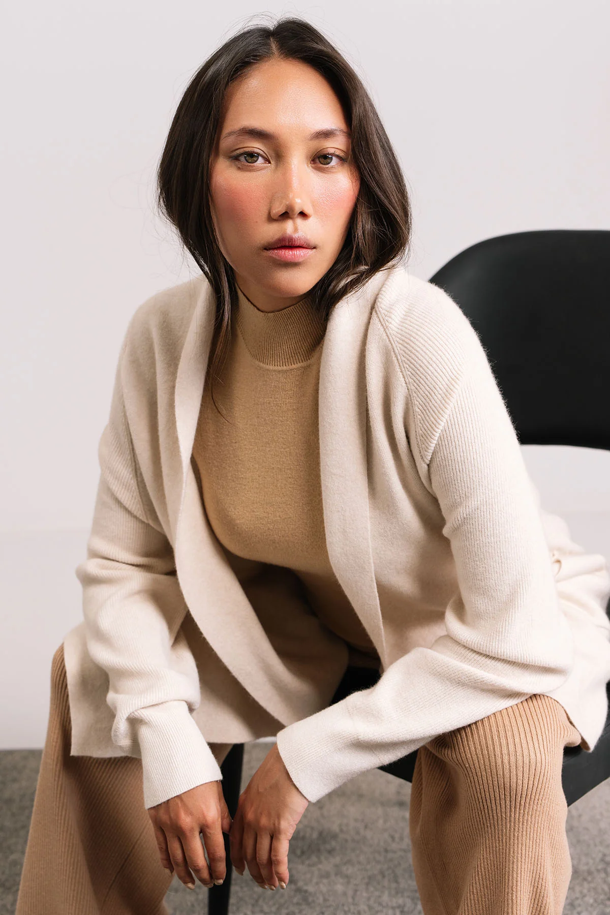 IVORY CARDIGAN - KNIT WEAR - Image 4