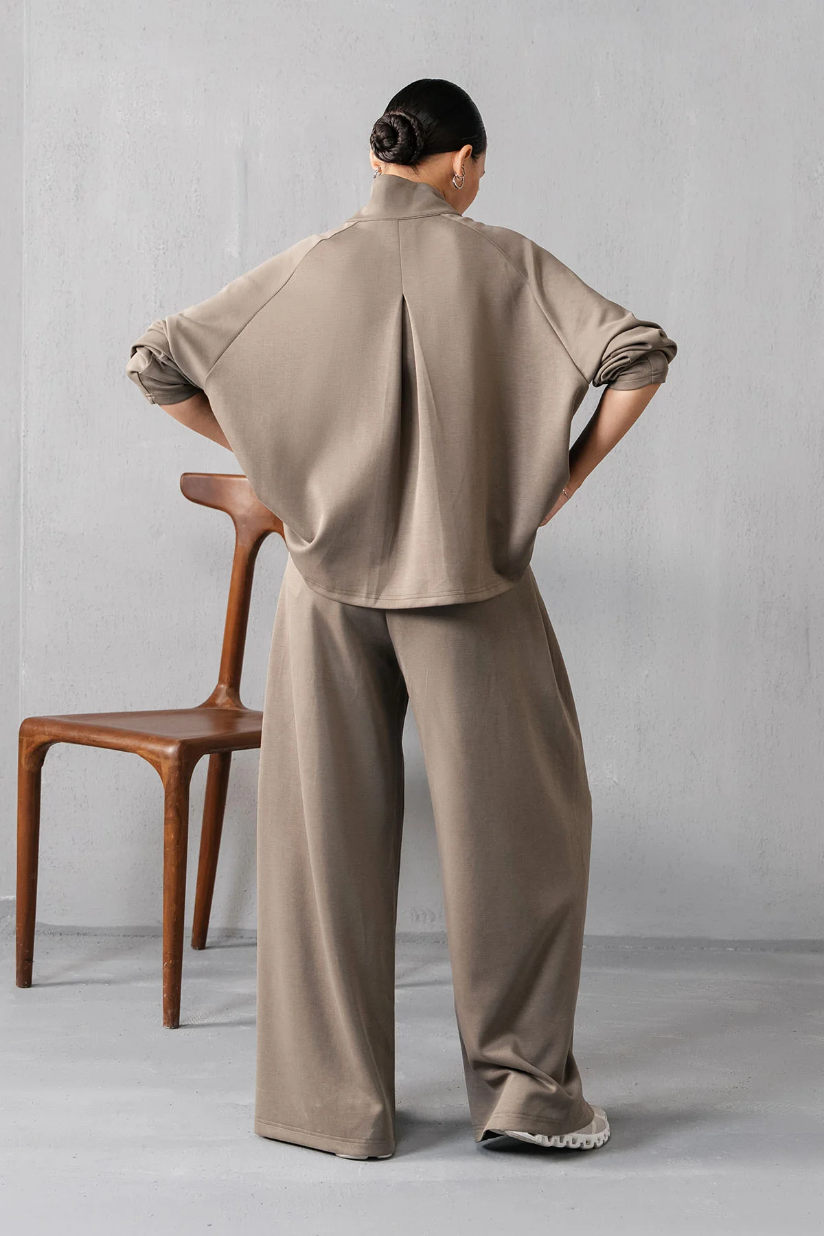 LIGHTWEIGHT WIDE-LEG PANTS - CLOUDLUX - Image 3