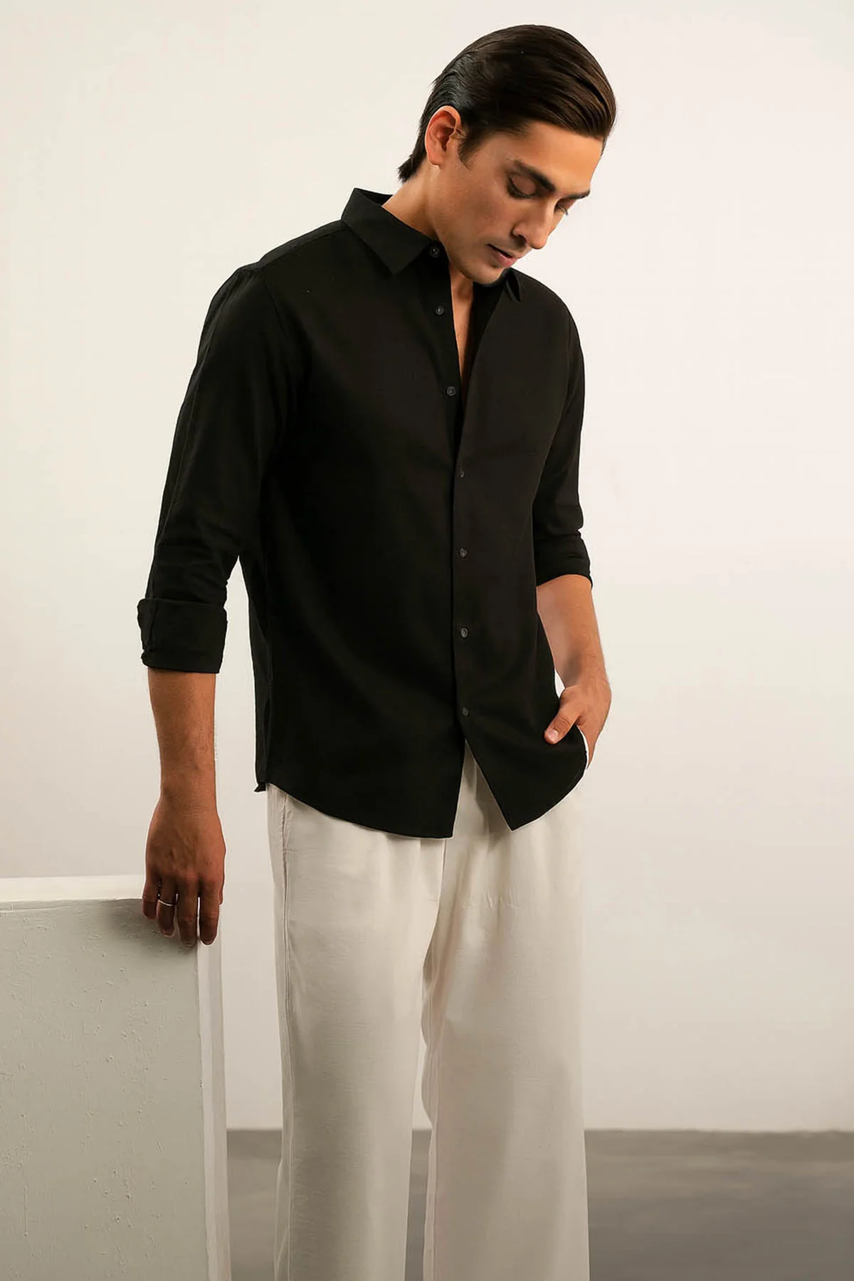 CLASSIC LINEN SHIRT - Image 4