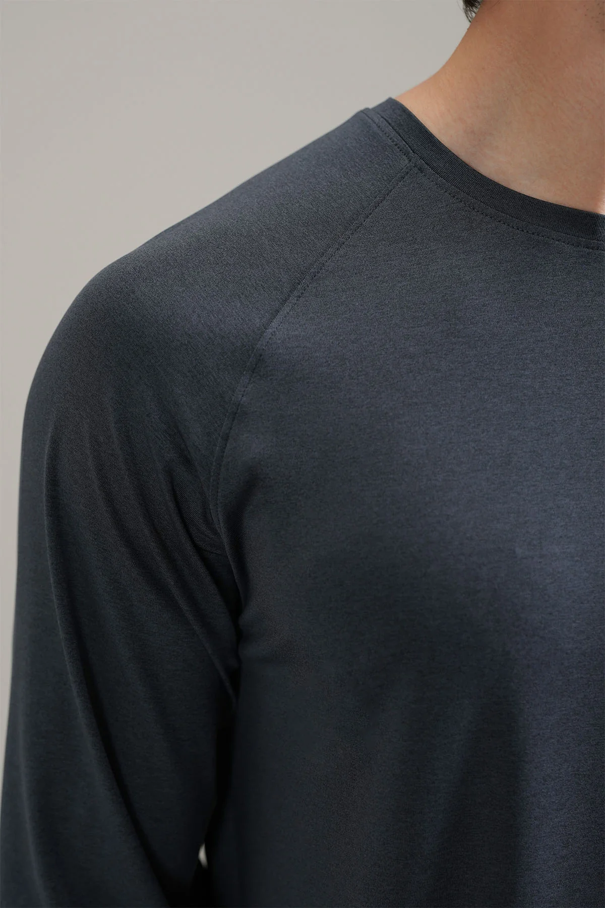 MEN TRAINING T-SHIRT RAGLAN - Image 3