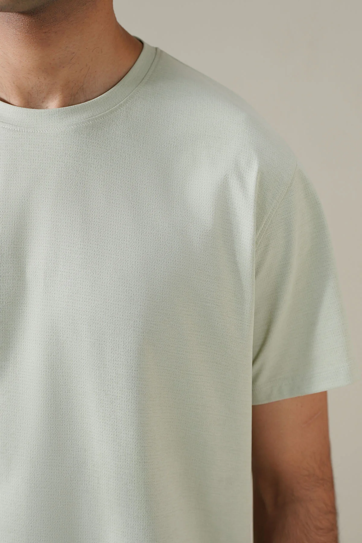 MEN TRAINING VENT TEE - Image 2