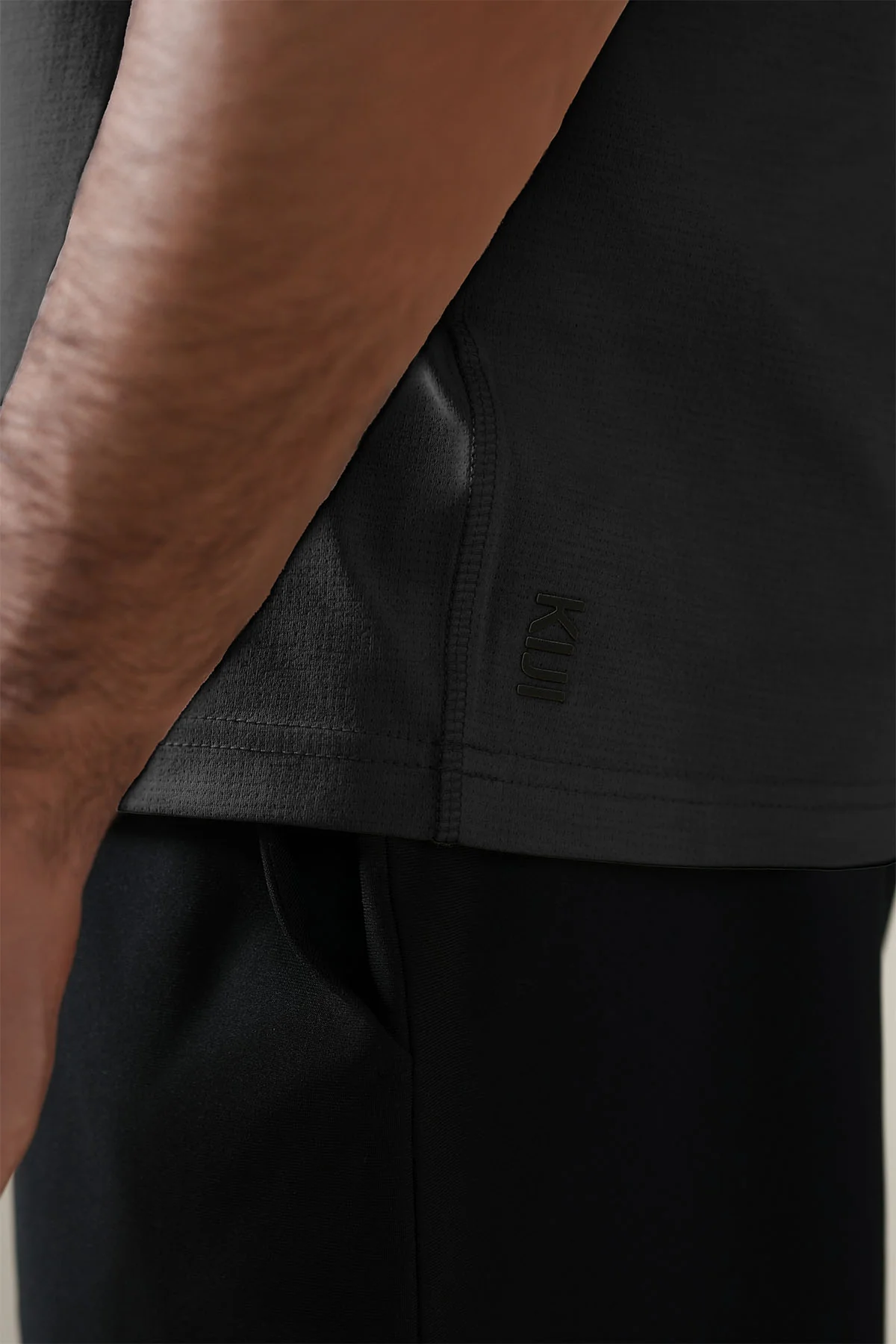 MEN TRAINING VENT TEE - Image 4