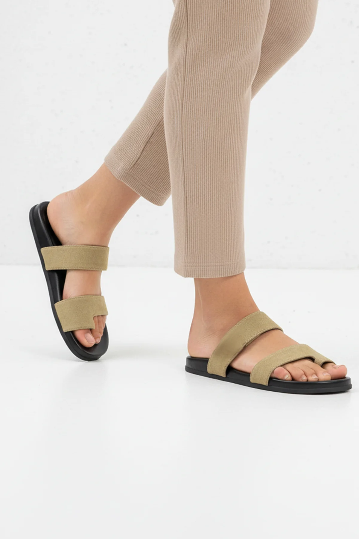 MINIMAL SUEDE SLIDES - Image 5