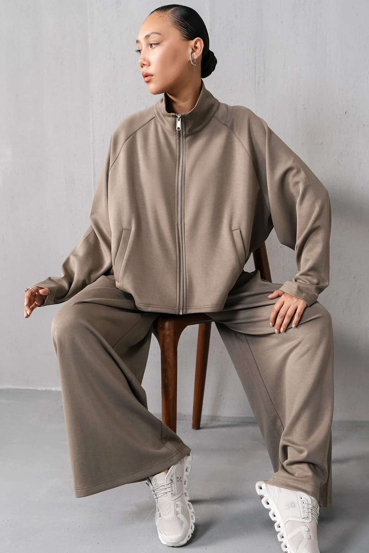 MOCK NECK ZIPPER - CLOUDLUX - Image 2