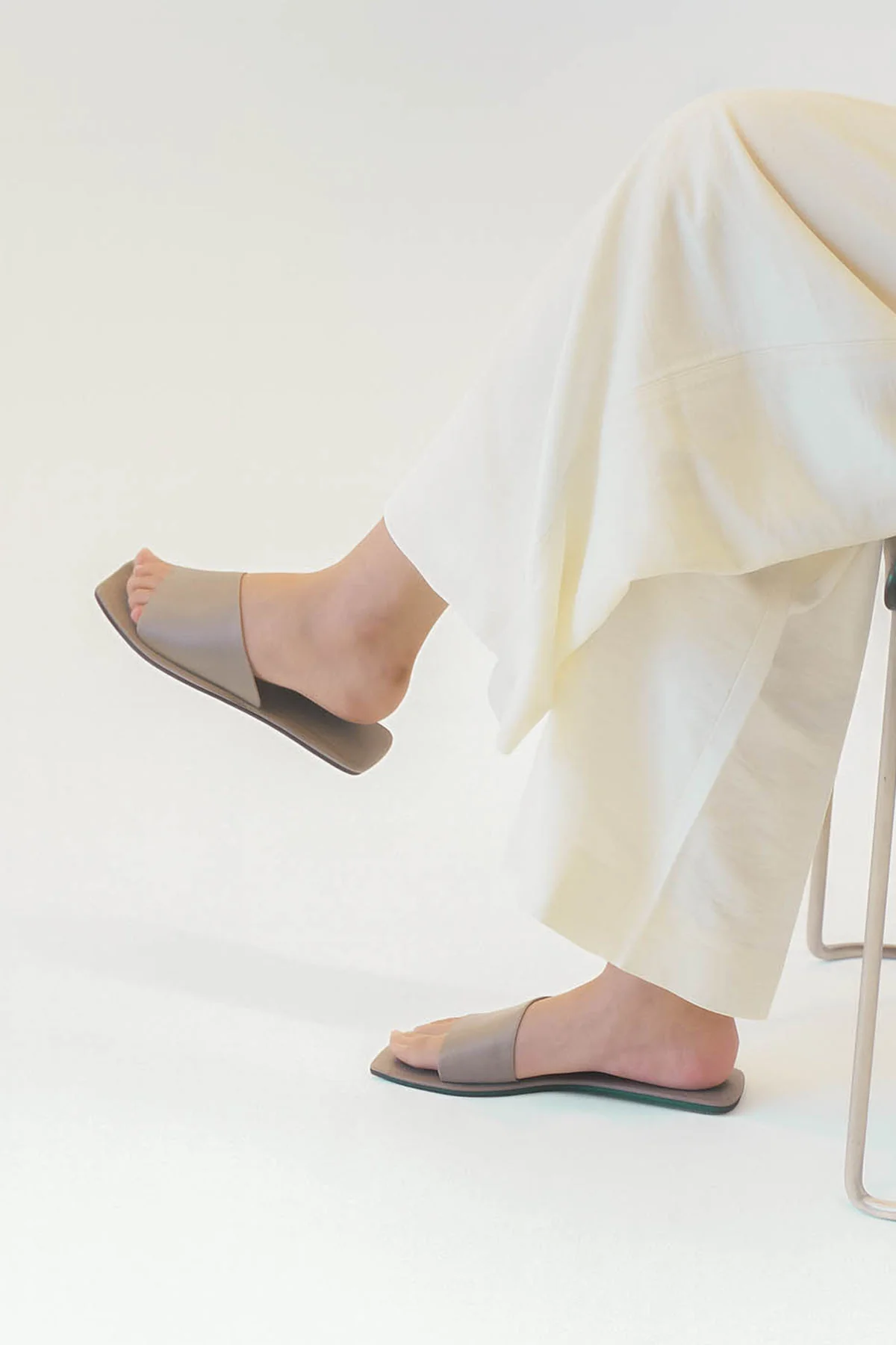 MONO SLIDES - Image 4
