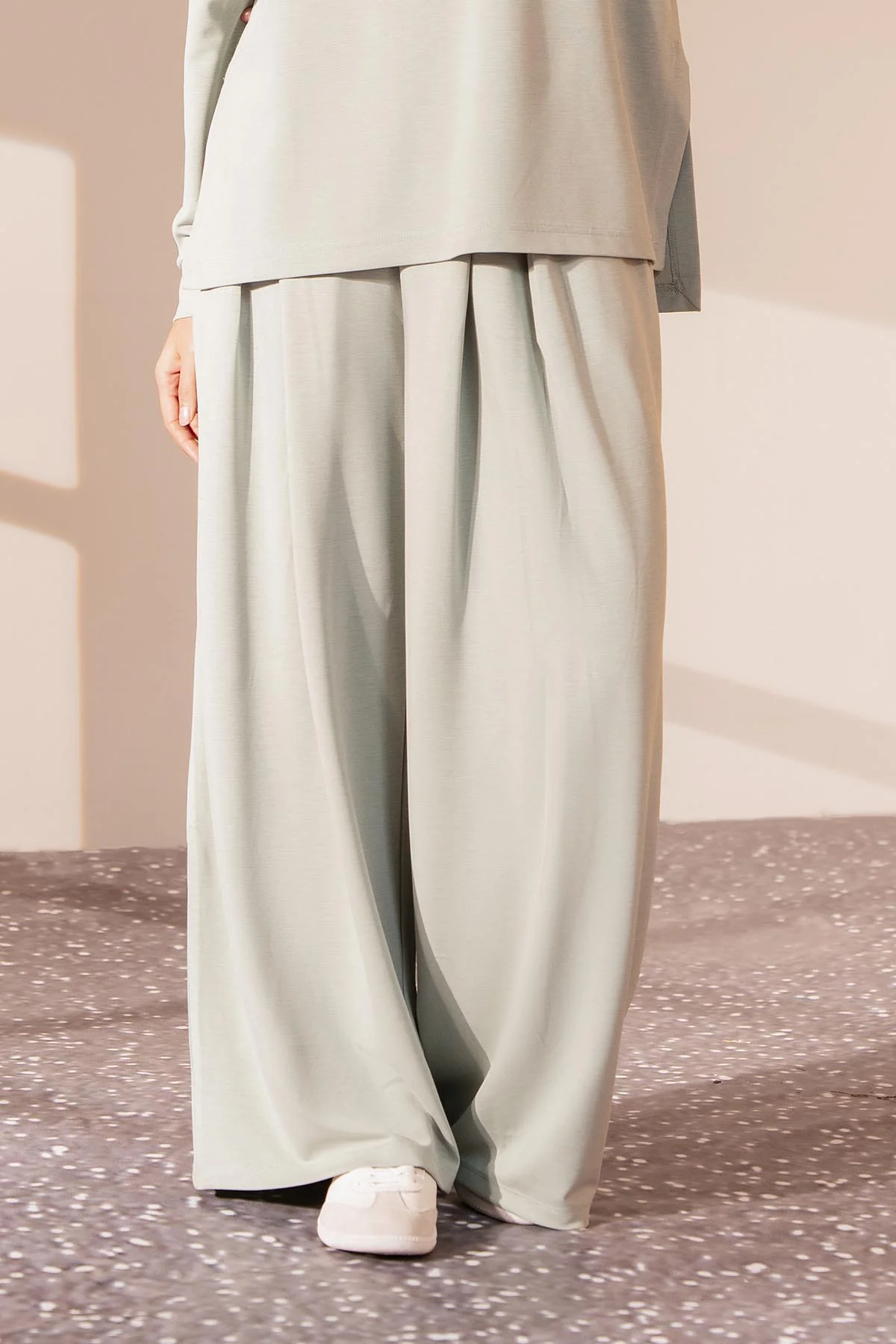 PLEATED LOUNGE PANTS CLOUDLUX
