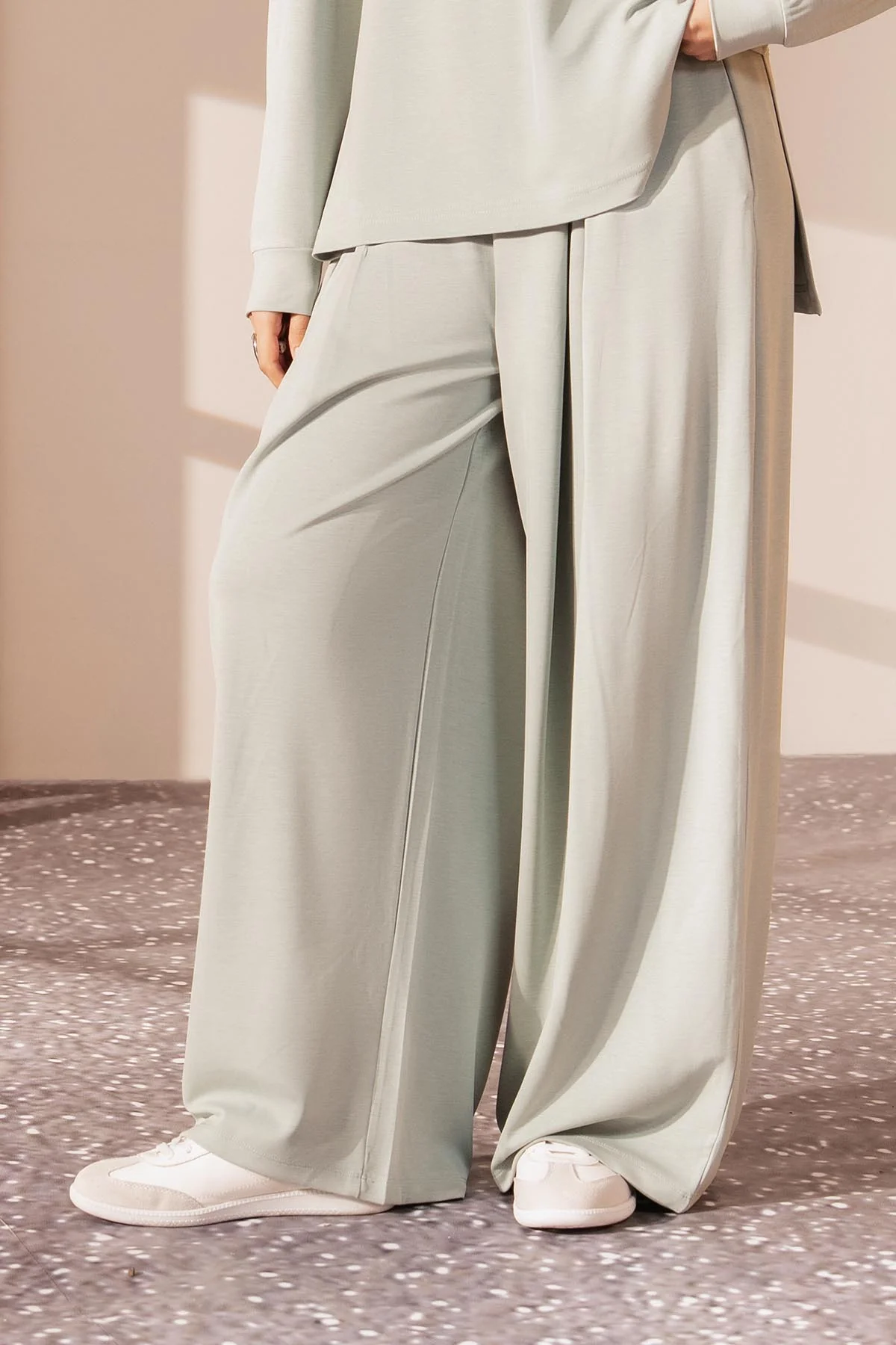 PLEATED LOUNGE PANTS CLOUDLUX - Image 3