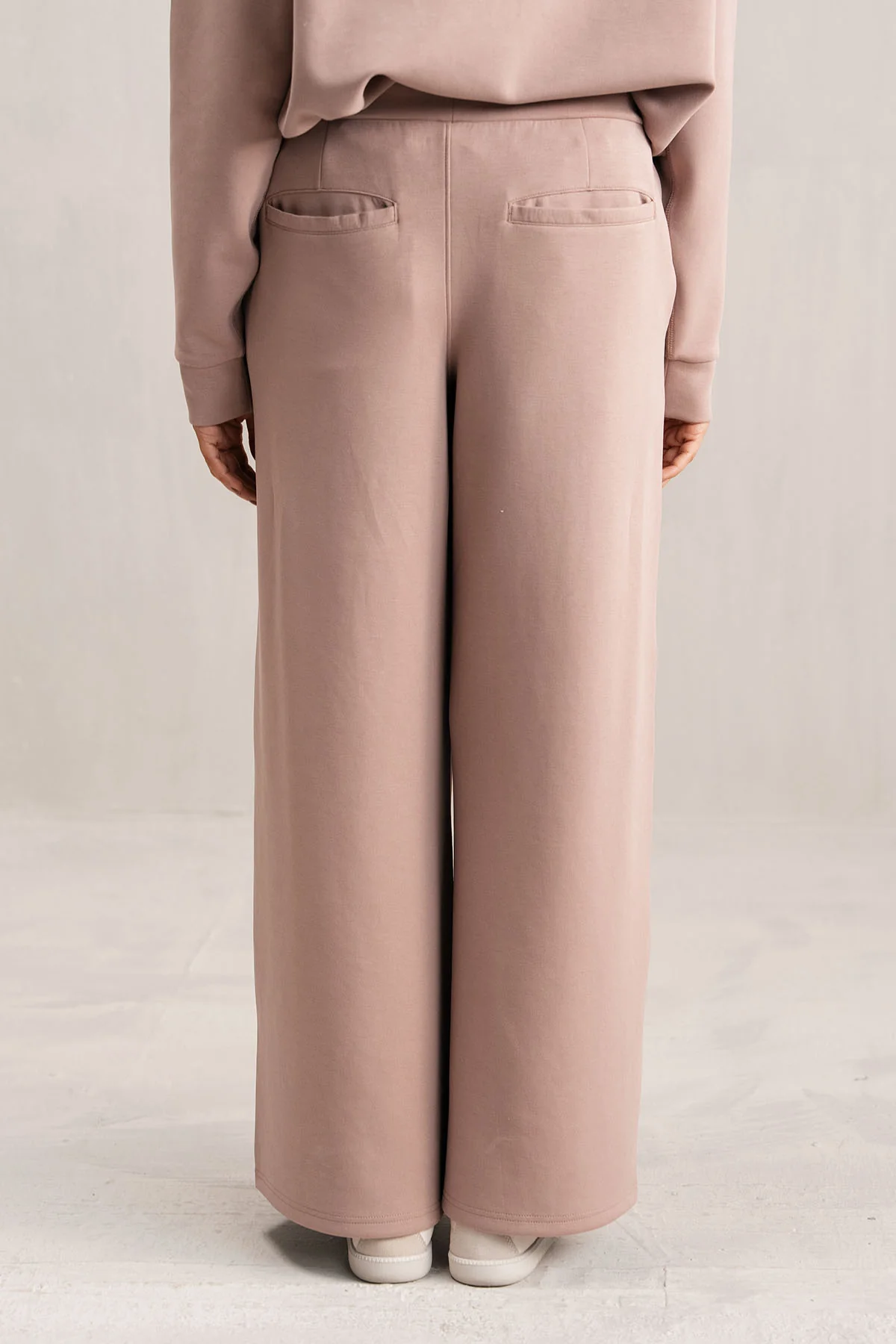 PLEATED WIDE TROUSER CLOUDLUX - Image 4