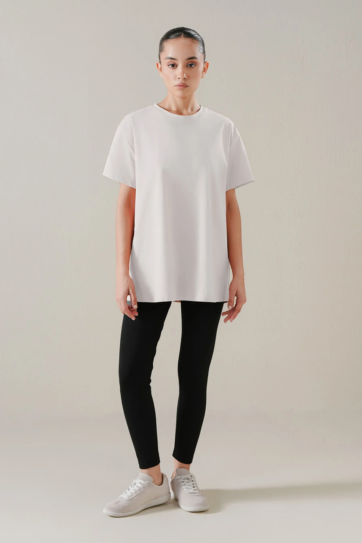 RELAXED ACTIVE TEE-WOMEN