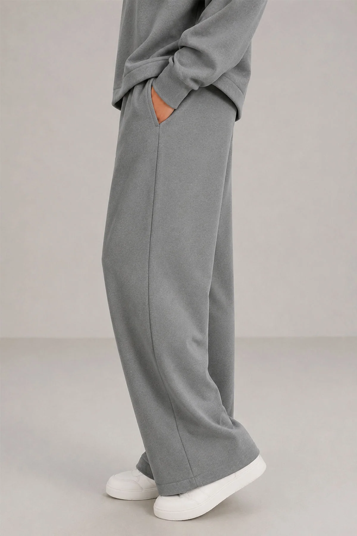 RELAXED PANTS CLOUDLUX LIGHT - Image 2