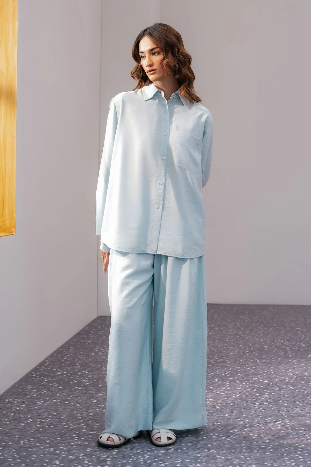 RELAXED PANTS - WRINKLED - Image 5