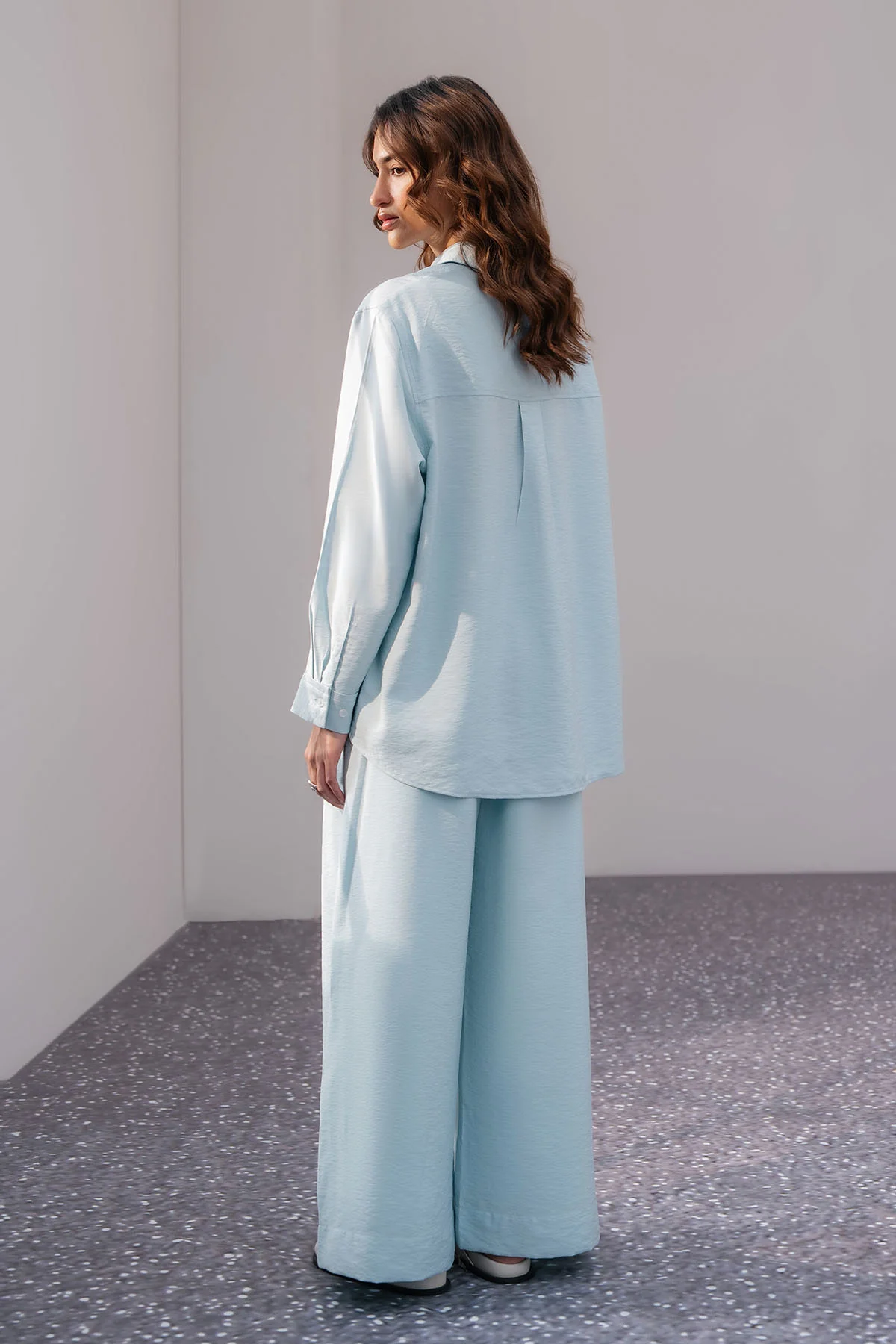 RELAXED PANTS - WRINKLED - Image 6