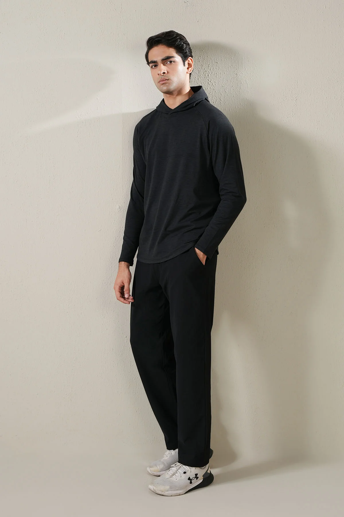 SOFTFORM PULLOVER HOODIE - Image 4