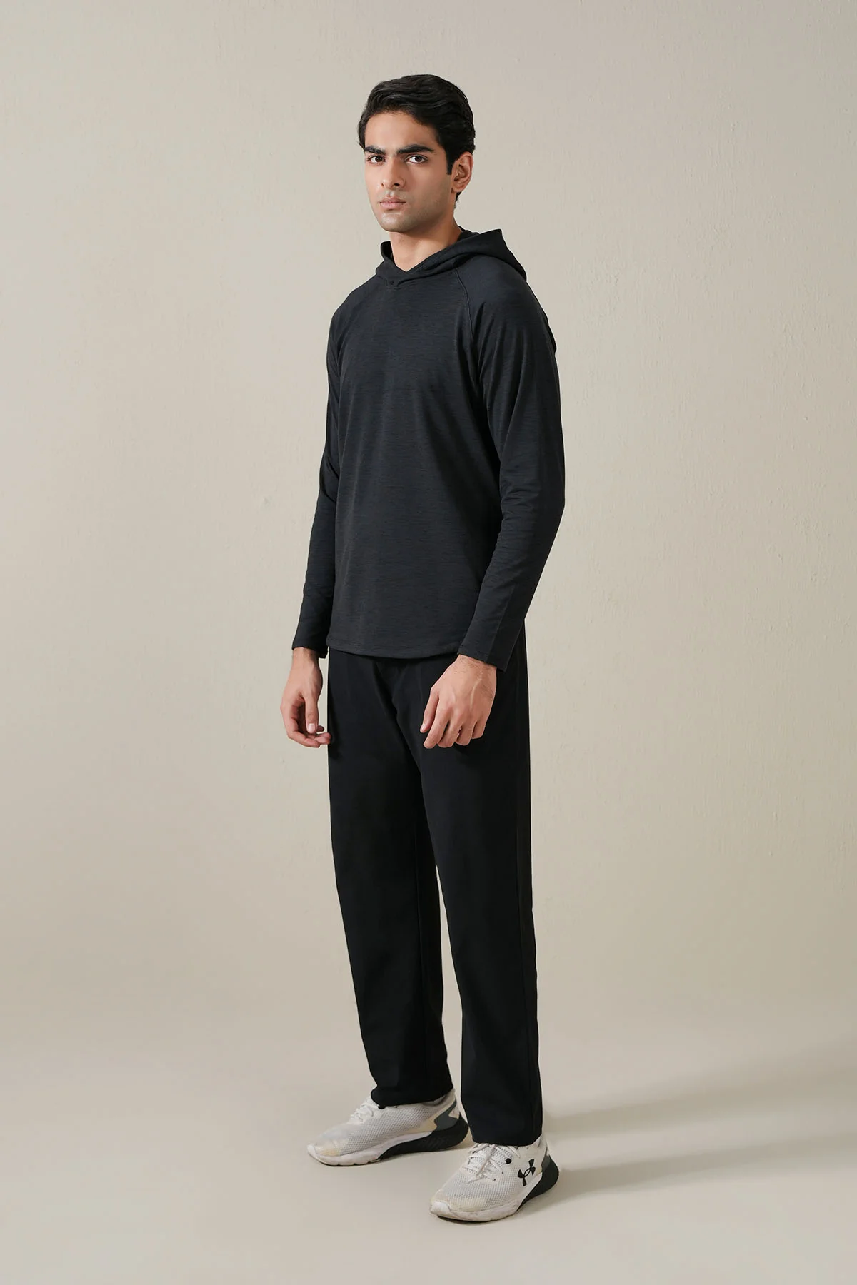 SOFTFORM PULLOVER HOODIE - Image 7