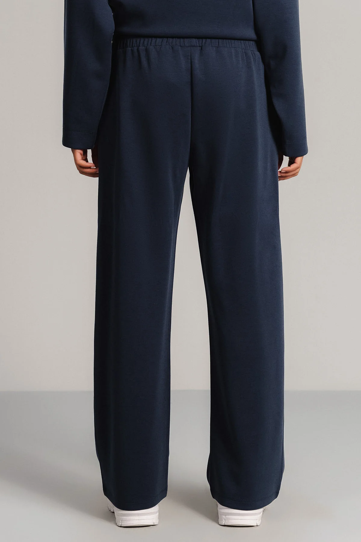 STRAIGHT PANTS CLOUDLUX LIGHT - Image 3