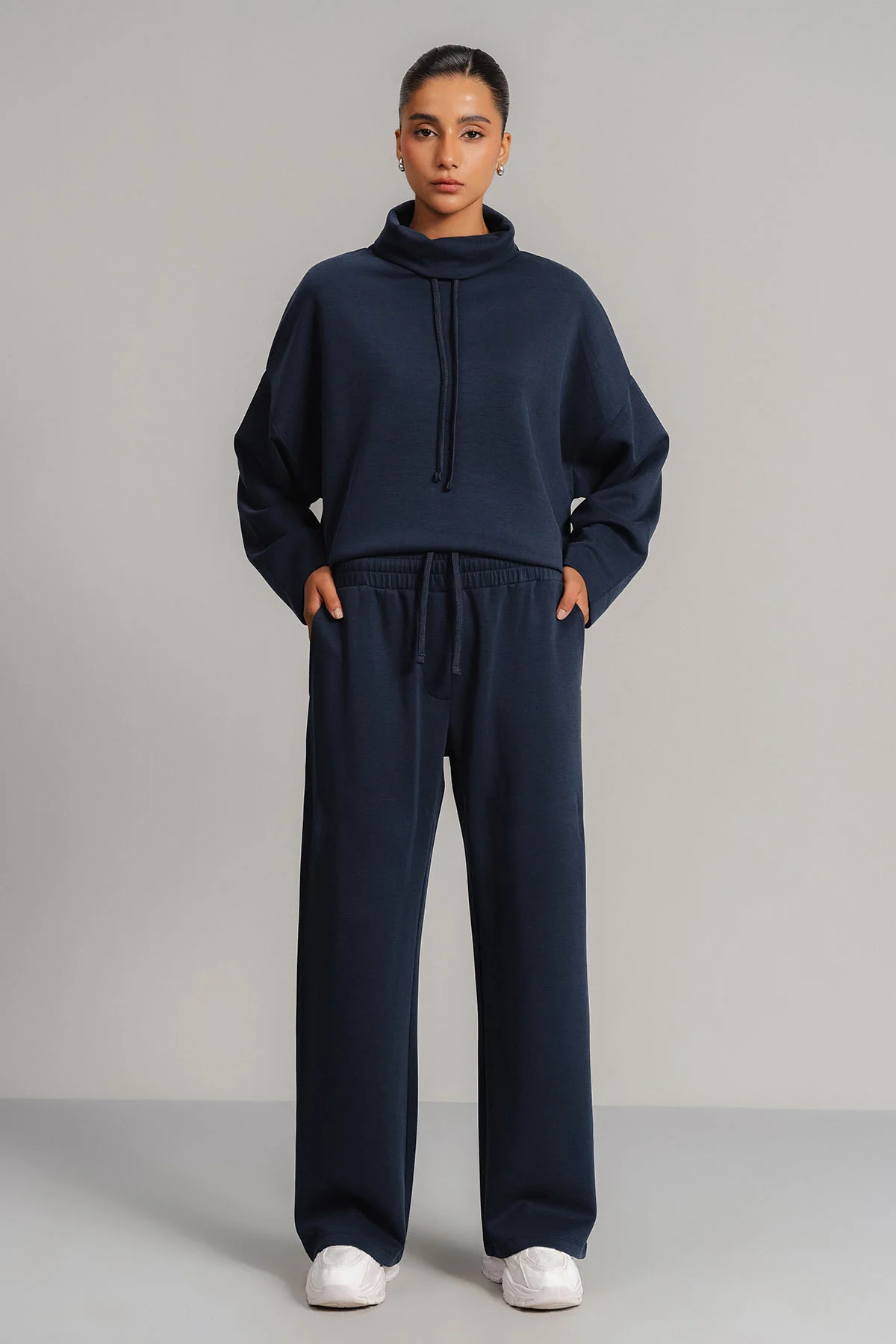 STRAIGHT PANTS CLOUDLUX LIGHT - Image 4