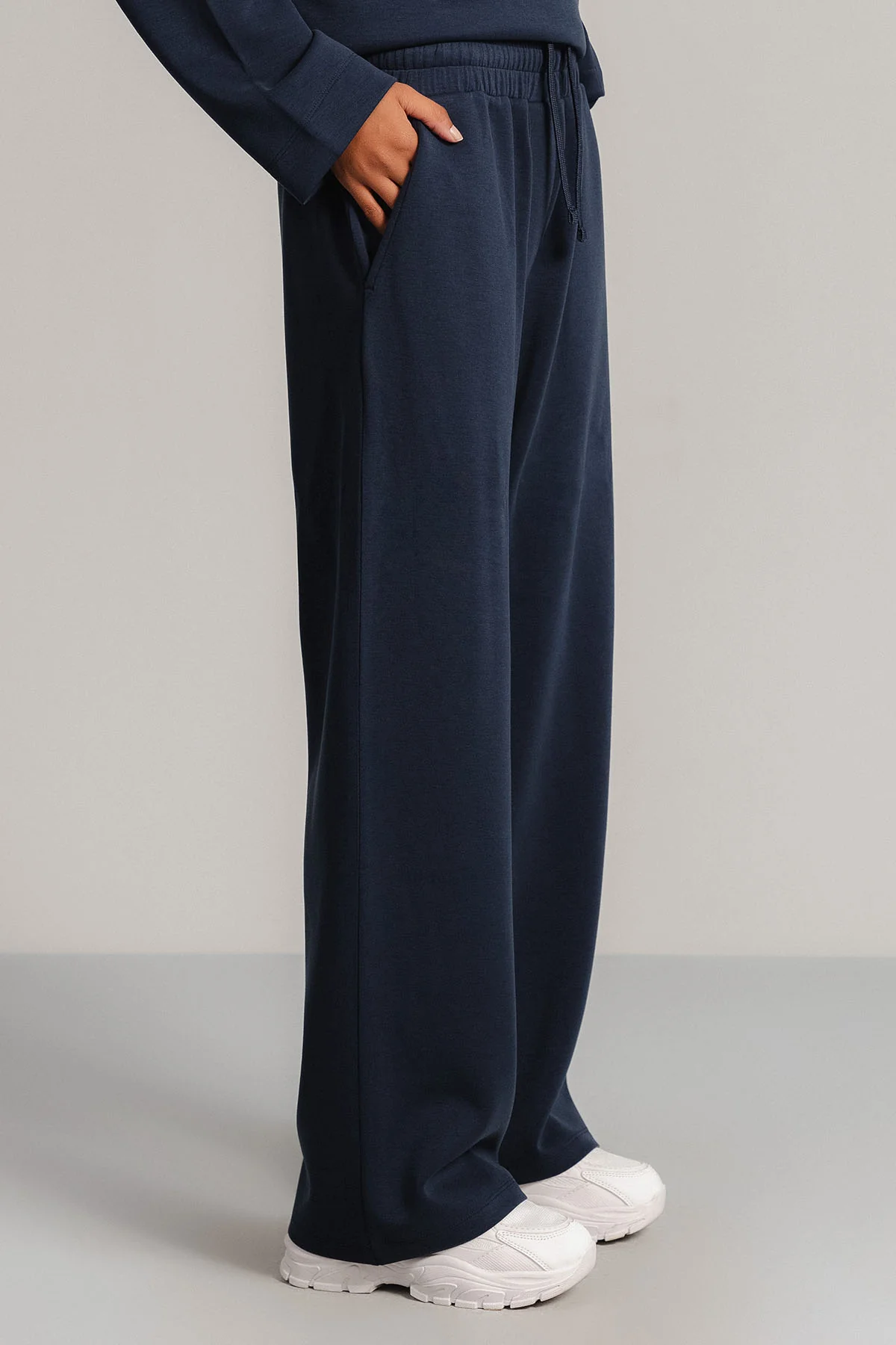 STRAIGHT PANTS CLOUDLUX LIGHT - Image 5
