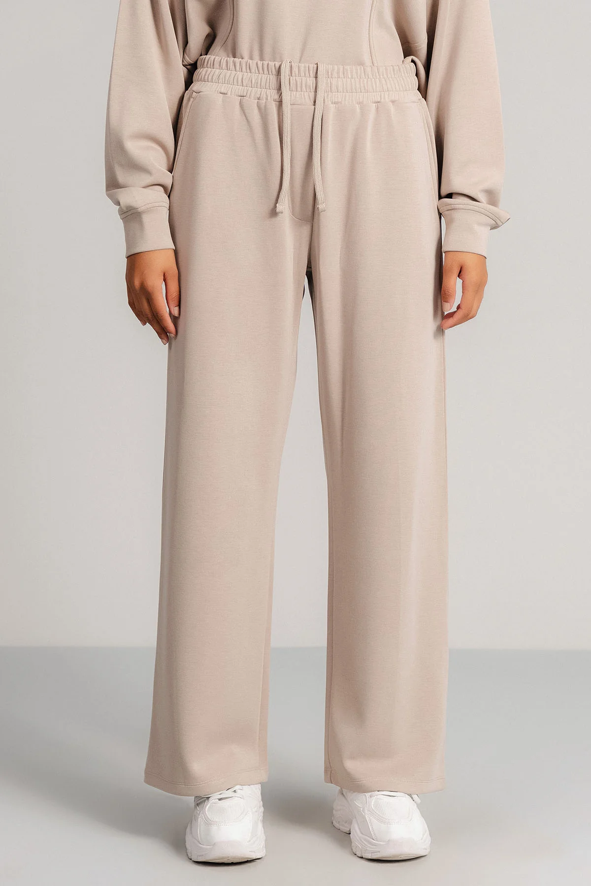 STRAIGHT PANTS CLOUDLUX LIGHT