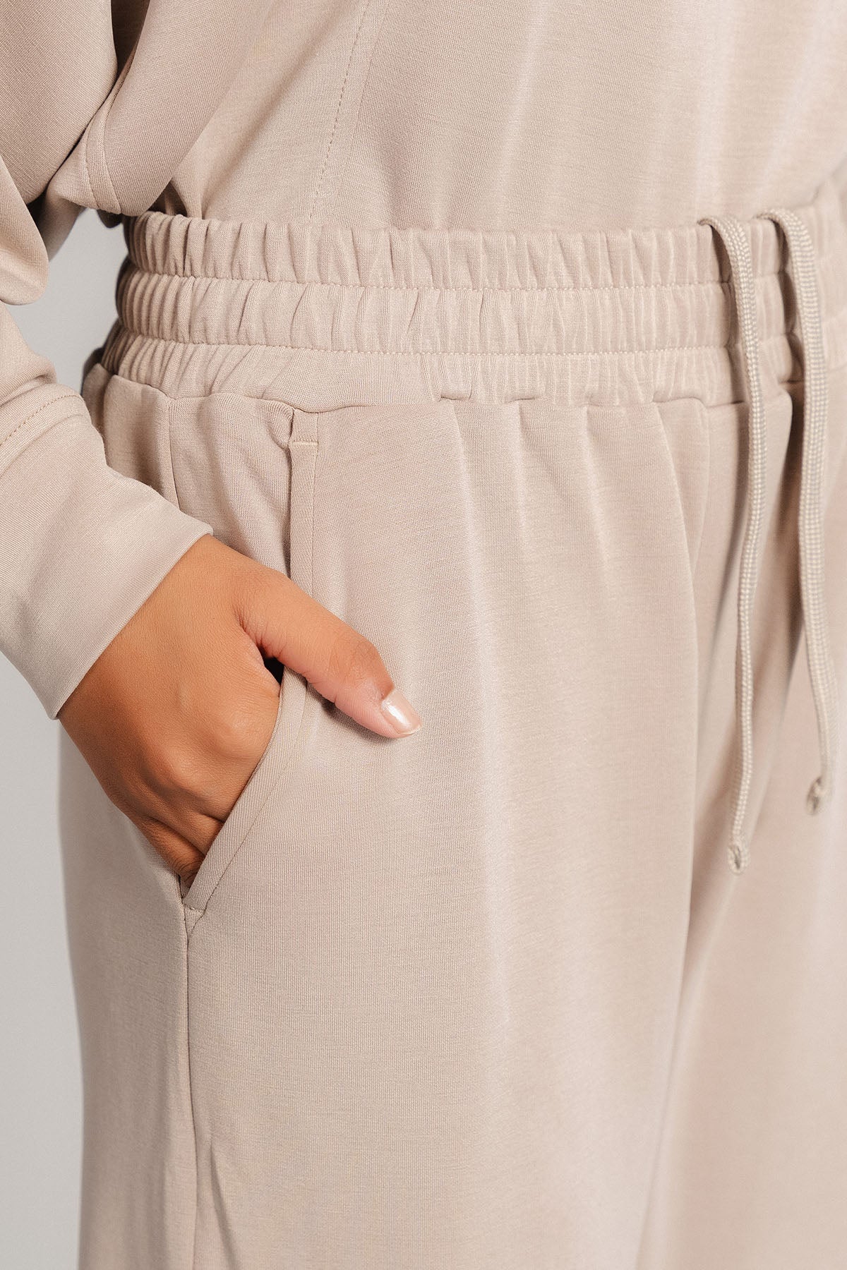 STRAIGHT PANTS CLOUDLUX LIGHT - Image 2
