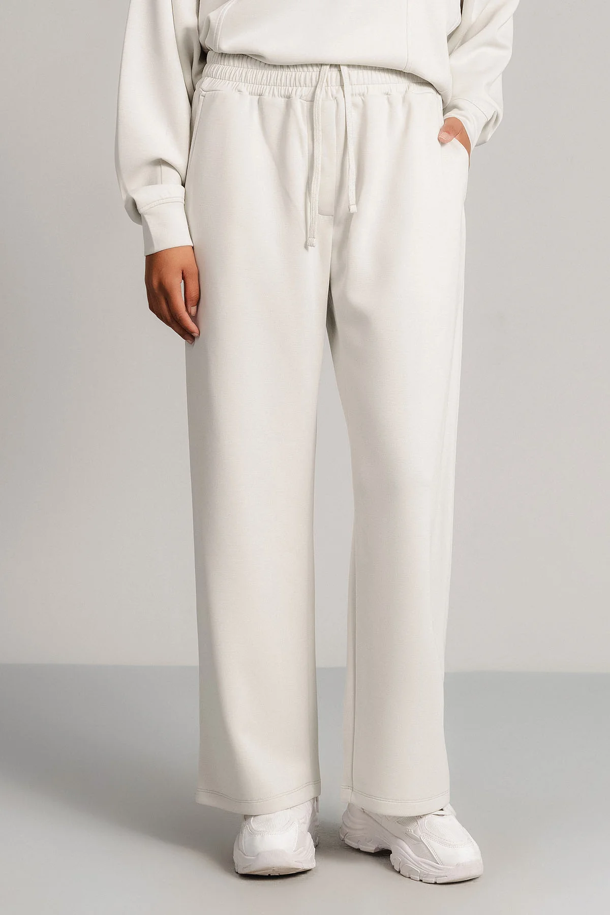 STRAIGHT TROUSERS CLOUDLUX LIGHT