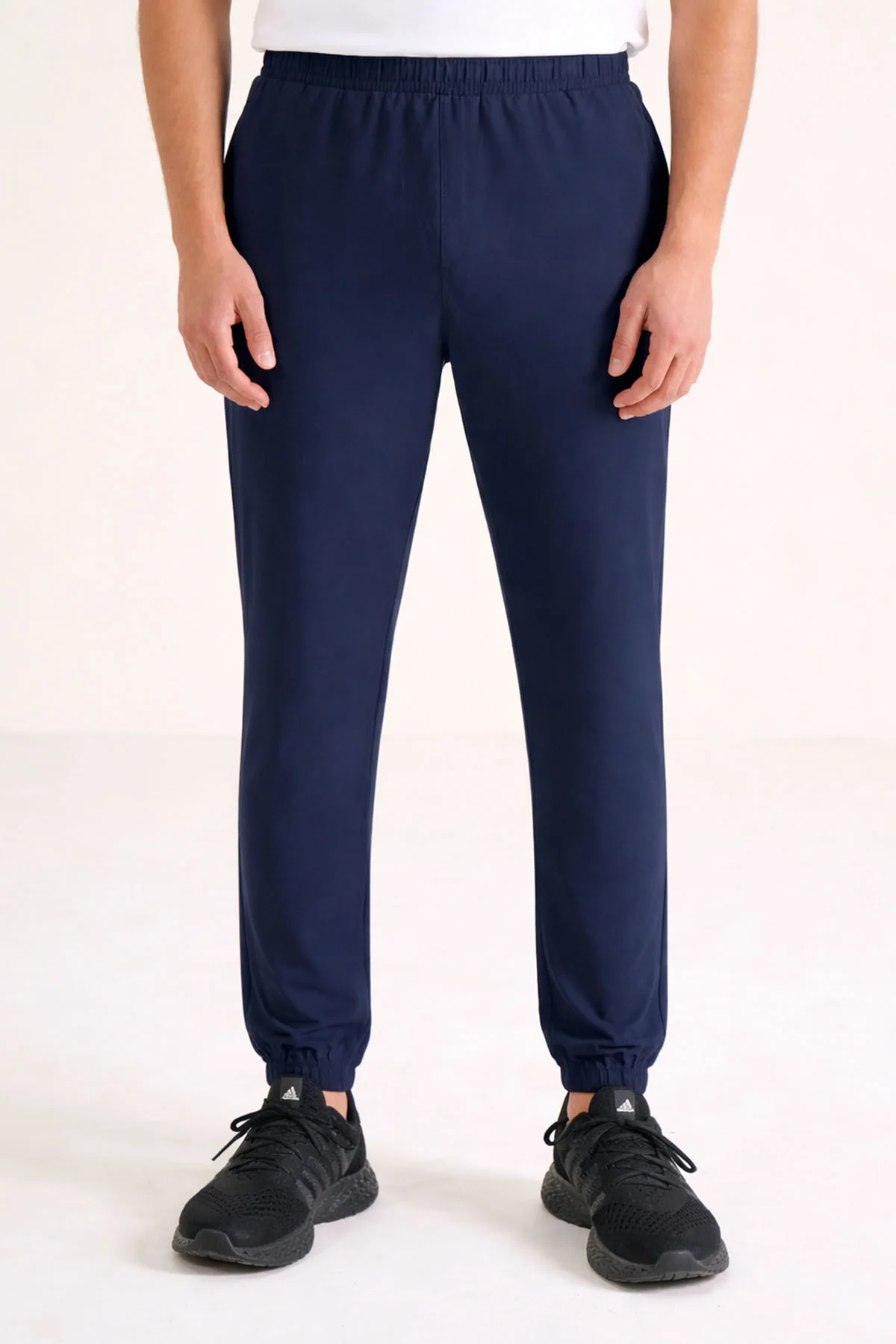 MEN STUDIO JOGGERS - Image 3