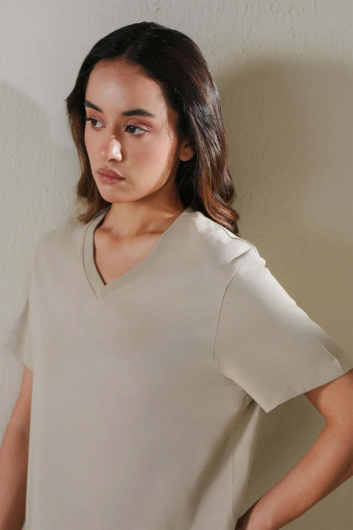  T-SHIRT V-NECK SUPIMA COTTON - Image 6