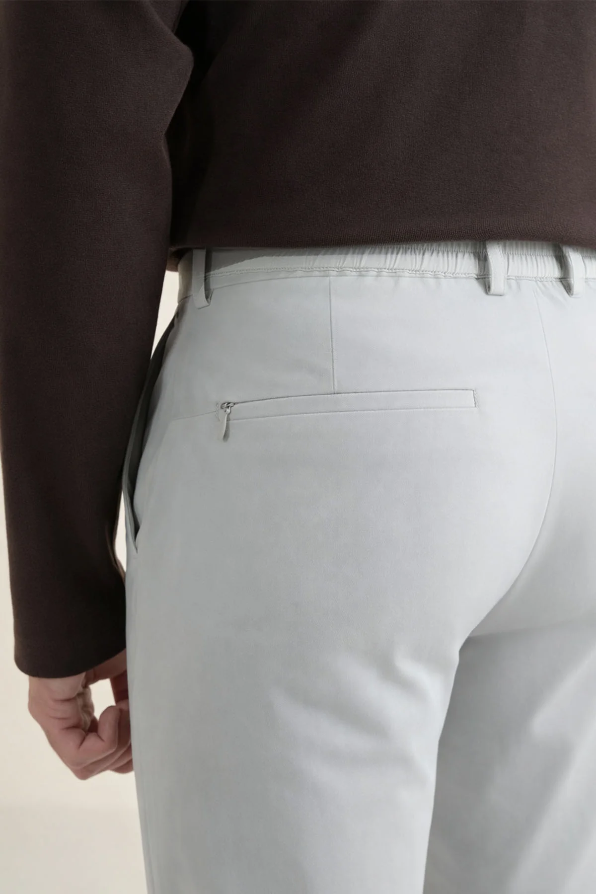 TECH PANT WITH ELASTICATED WAISTBAND-ULTRA LIGHT - Image 4