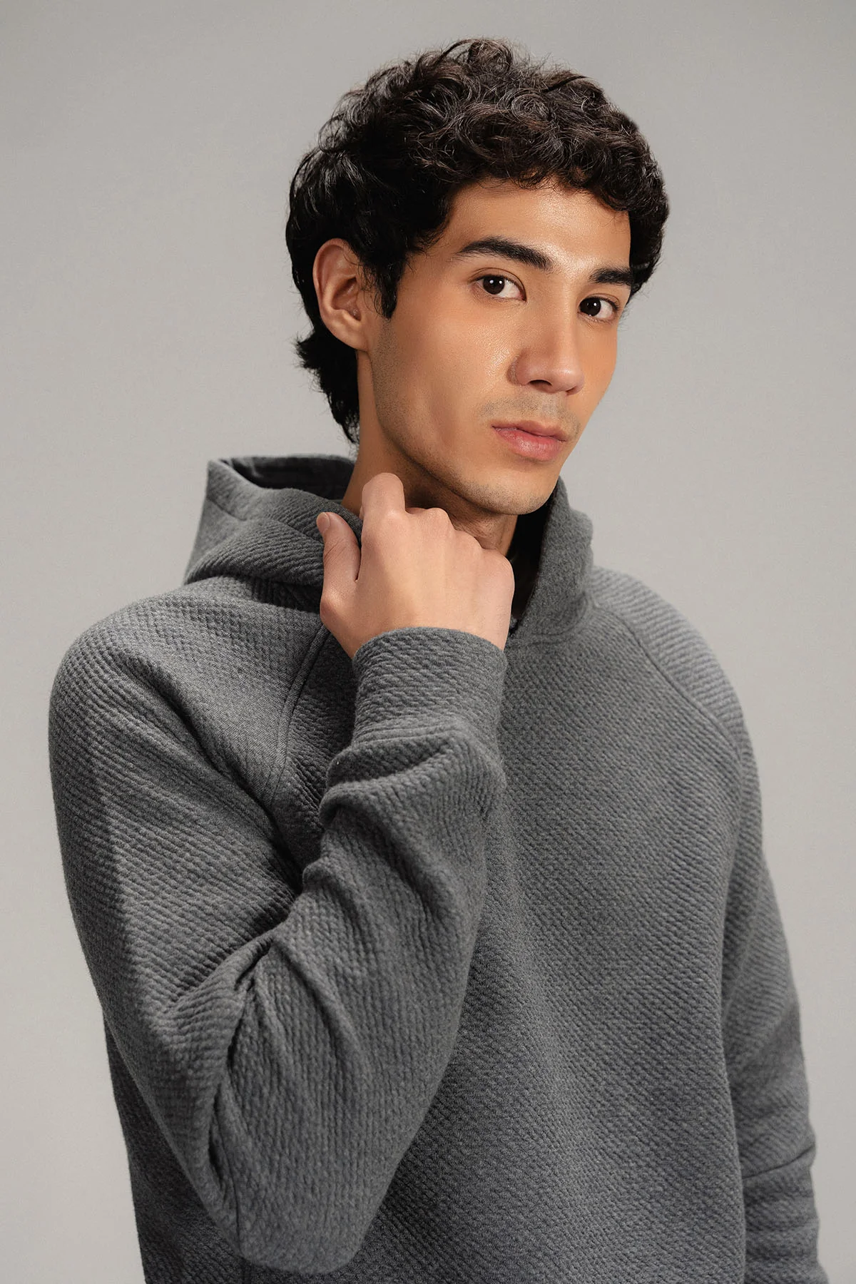 TEXTURED HOODIE - Image 6