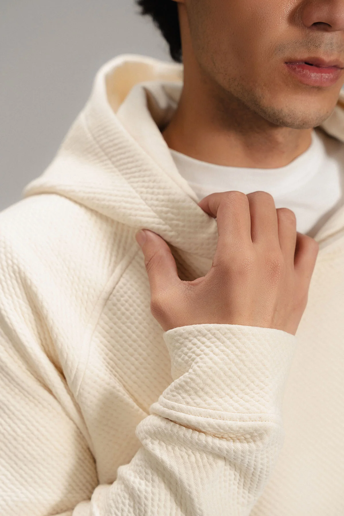 TEXTURED HOODIE - Image 5
