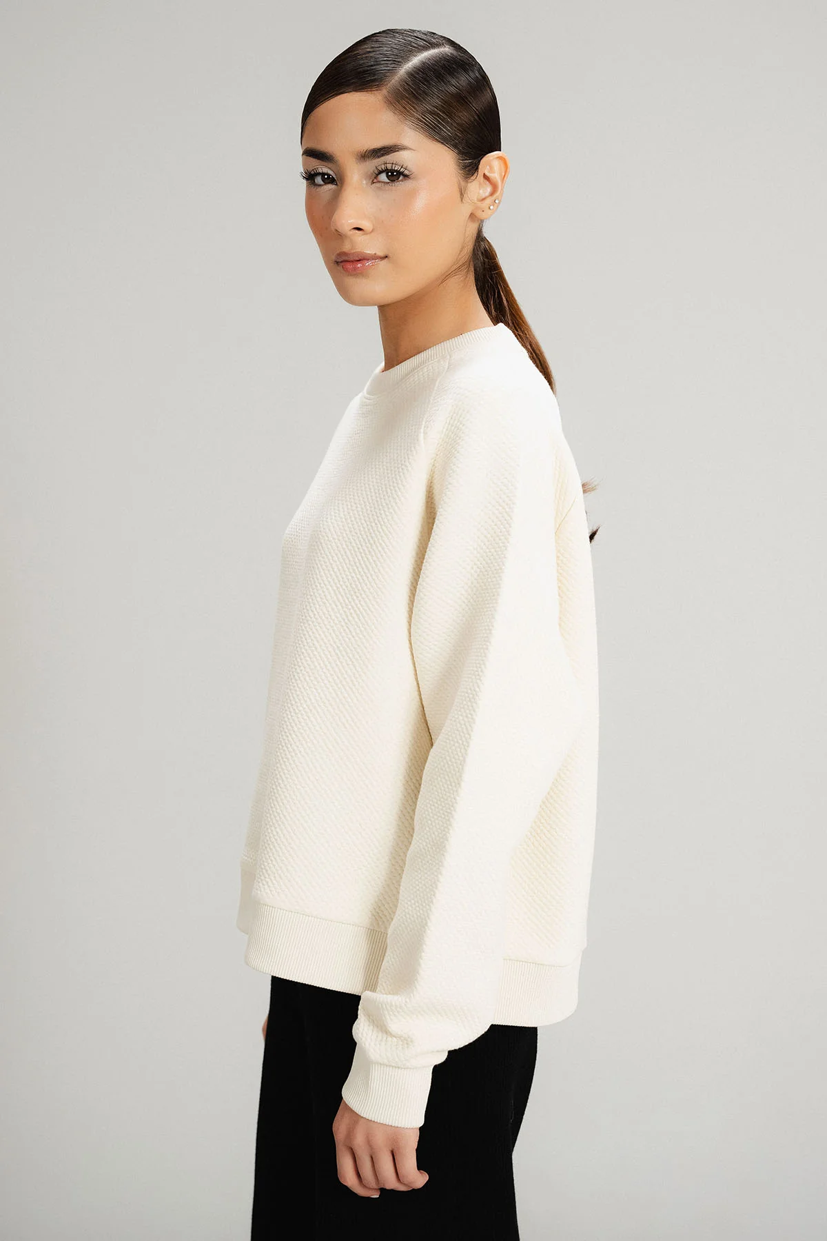 TEXTURED LUXE SWEATSHIRT - Image 3