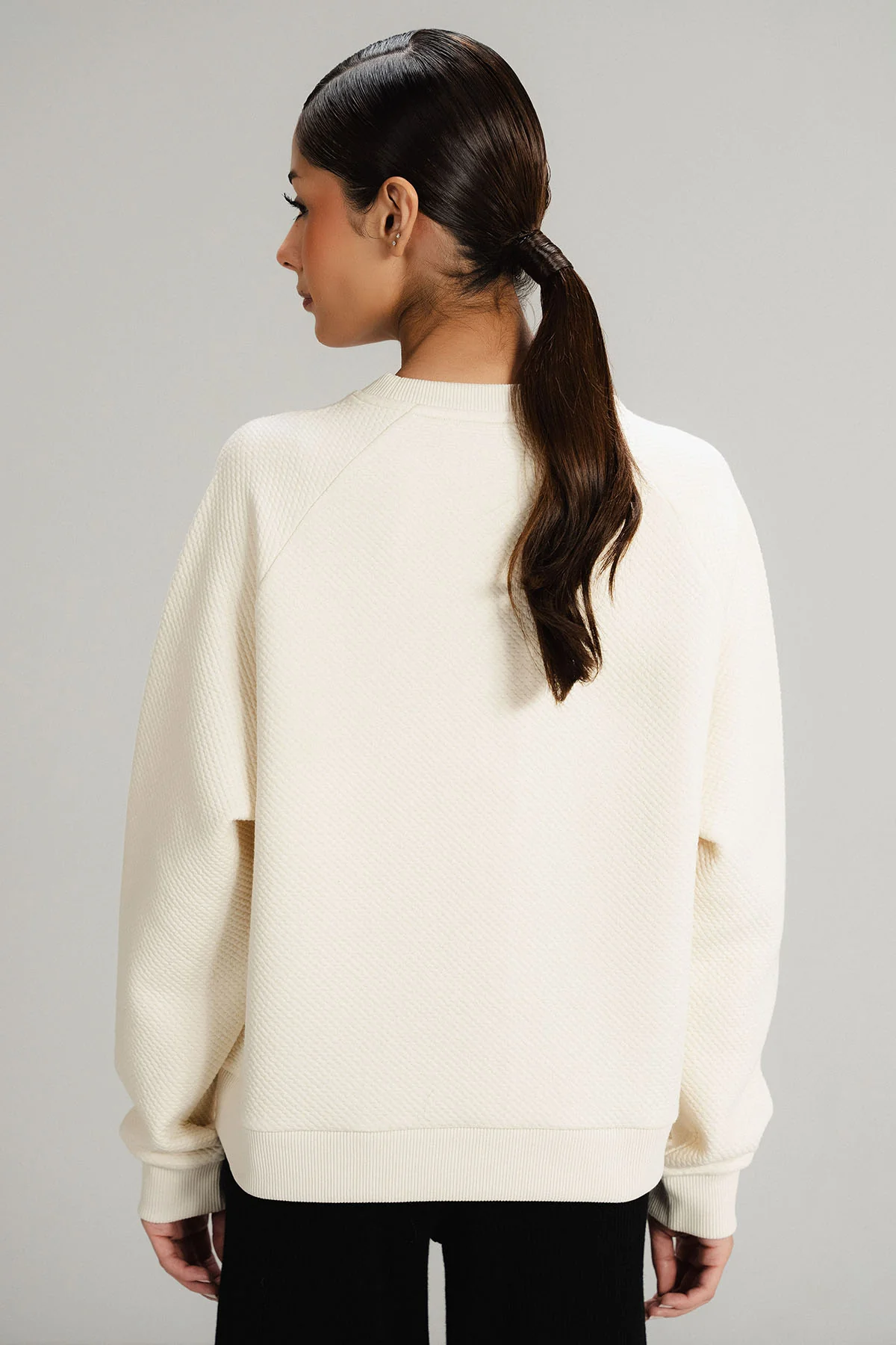 TEXTURED LUXE SWEATSHIRT - Image 5